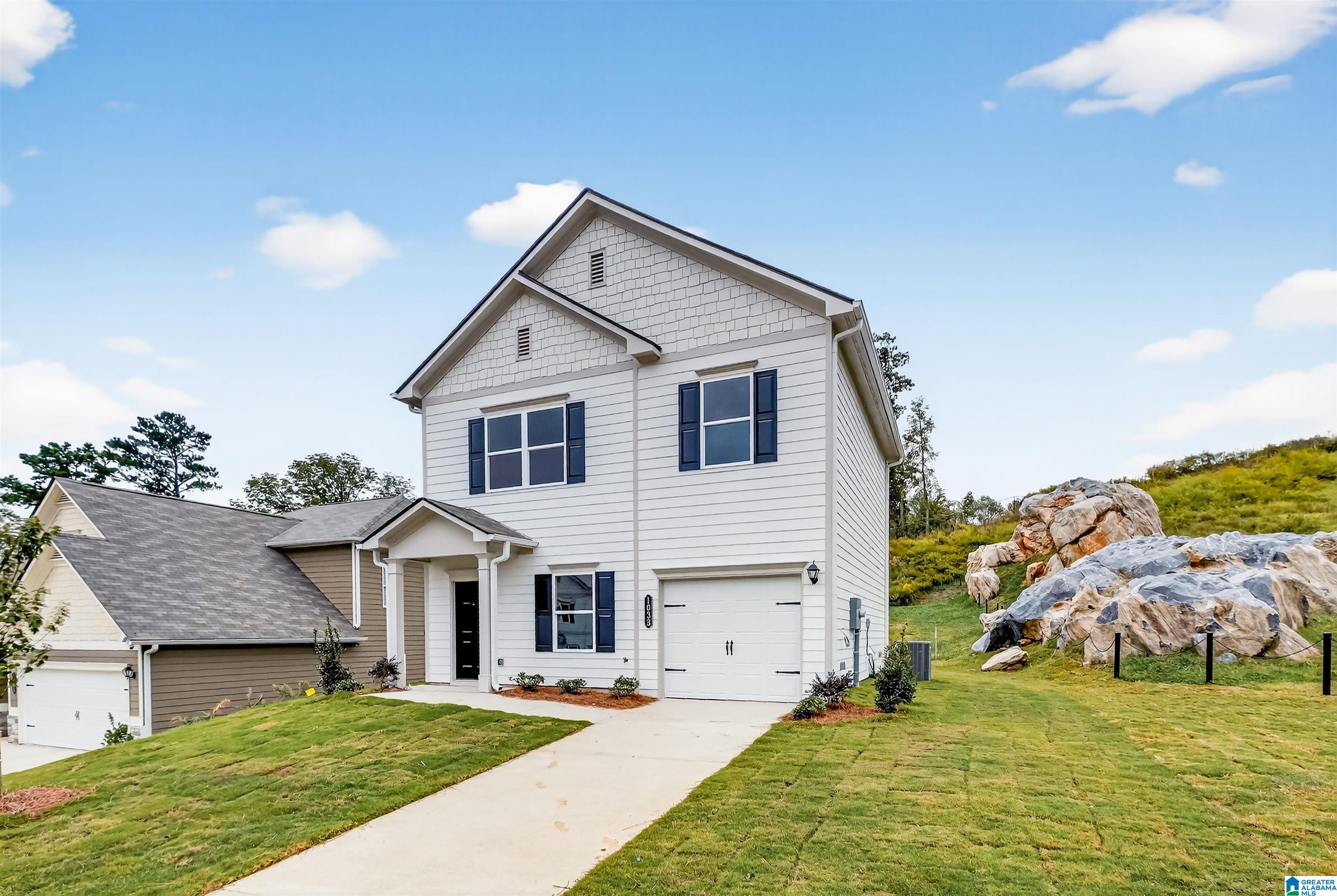 Photo 2 of Single family home for sale at Kensington Ii Valley Run, Leeds, AL 35094 | MLS# 21451176 | Listing updated on 2026-04-29