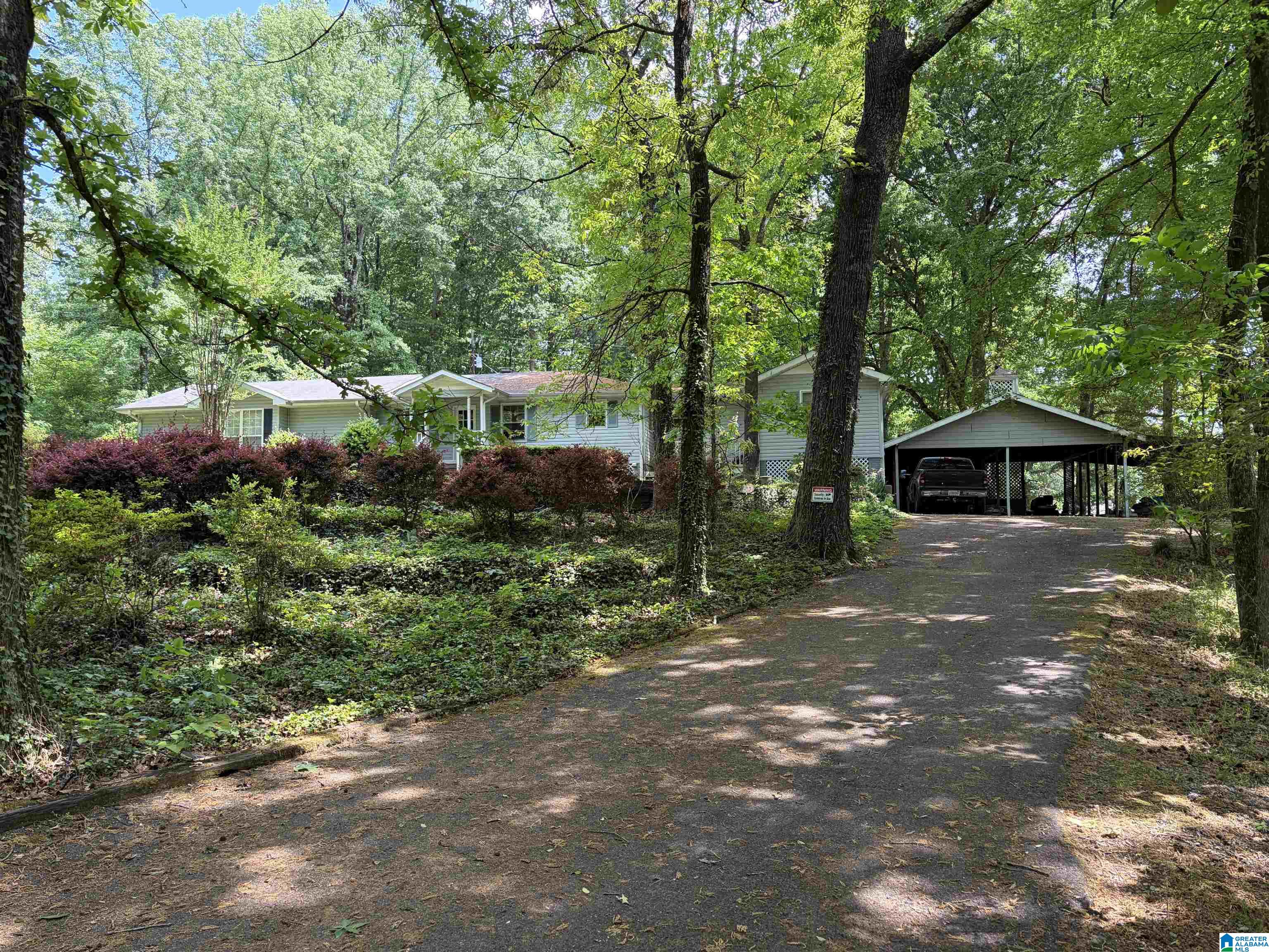 Homes for sale in Gardendale, AL | 707 Odum Road, Gardendale, AL 35071 | MLS# 21451180