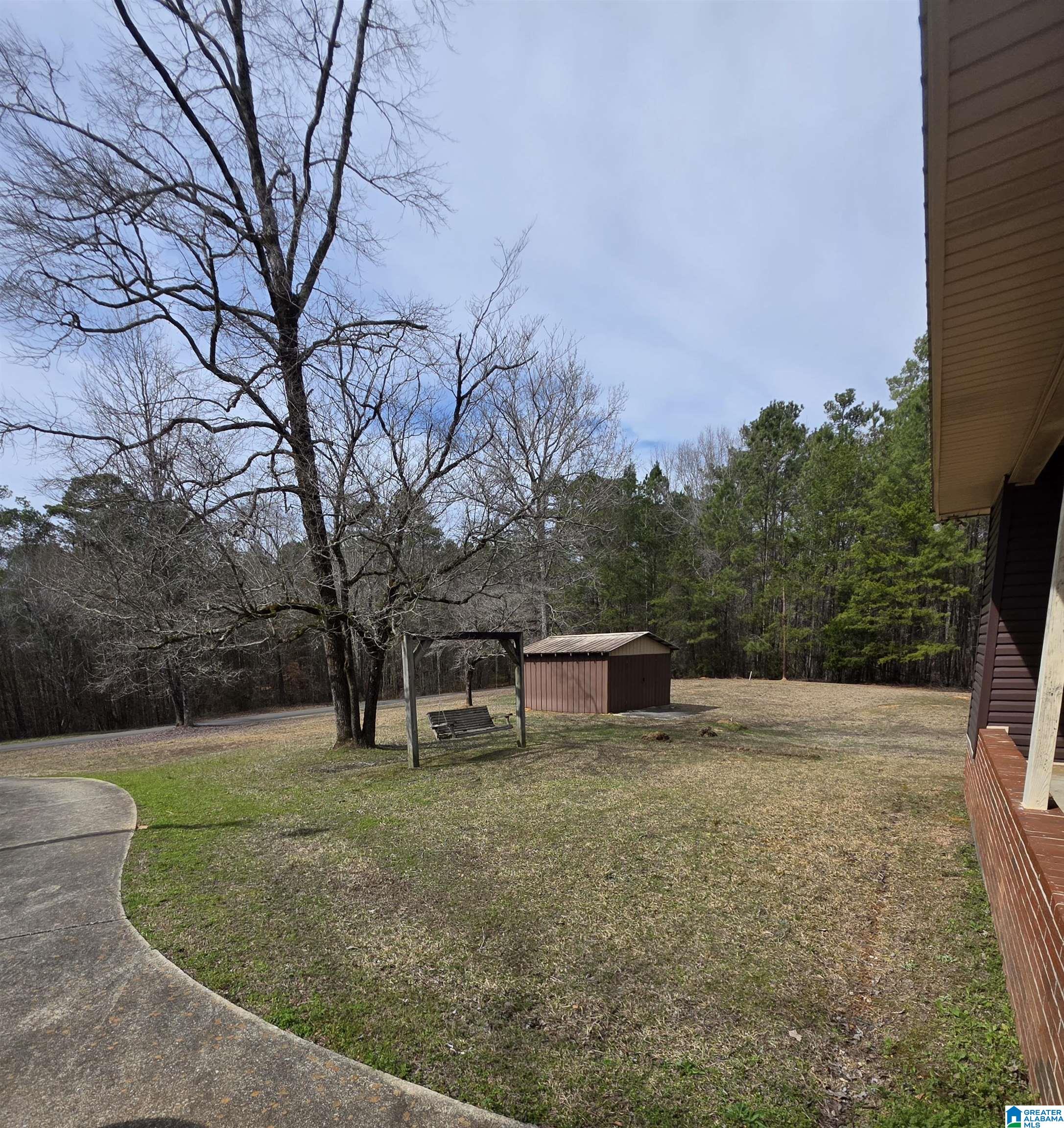 Photo 3 of Sale Pending at 8527 Manley Vines Camp Rd, Bessemer, AL 35023 | MLS# 21451226 | Listing updated on 2026-09-12