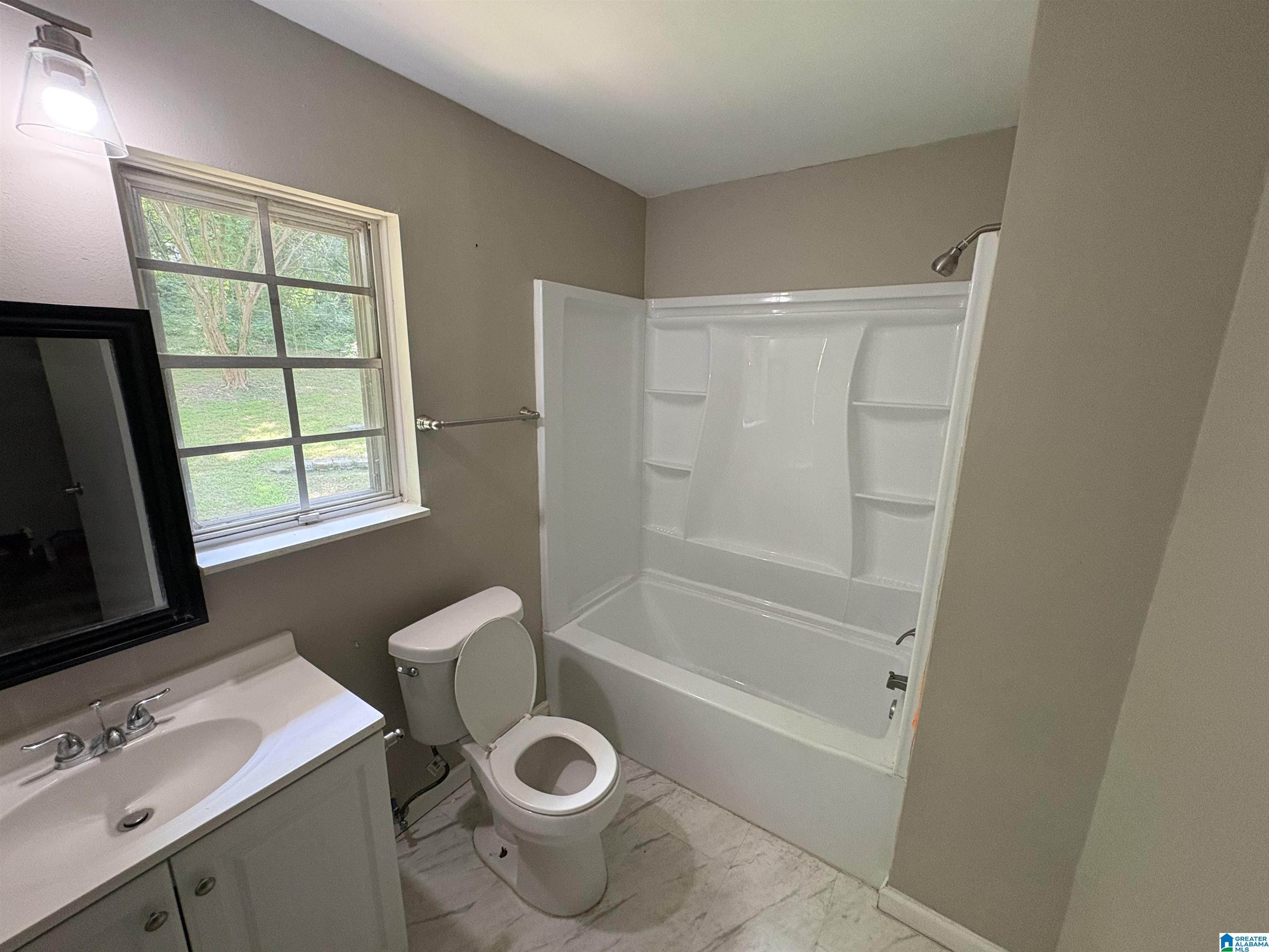5th image of 325 27Th Court Nw, Center Point, AL 35215 | MLS# 21451251