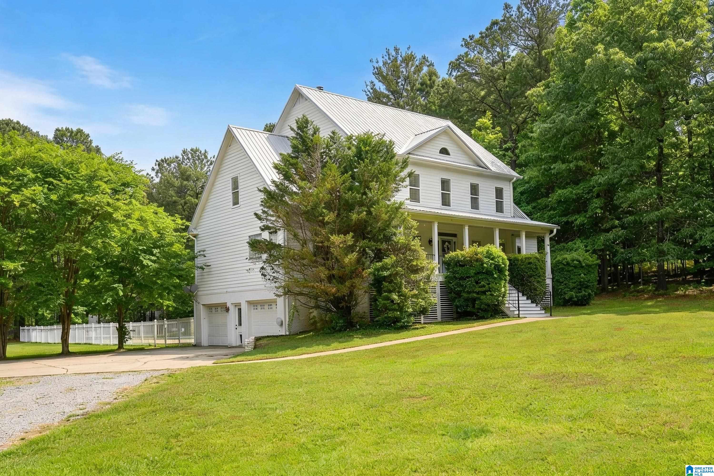 1st image of 11 Crossbrook Circle, Chelsea, AL 35043 | MLS# 21451326