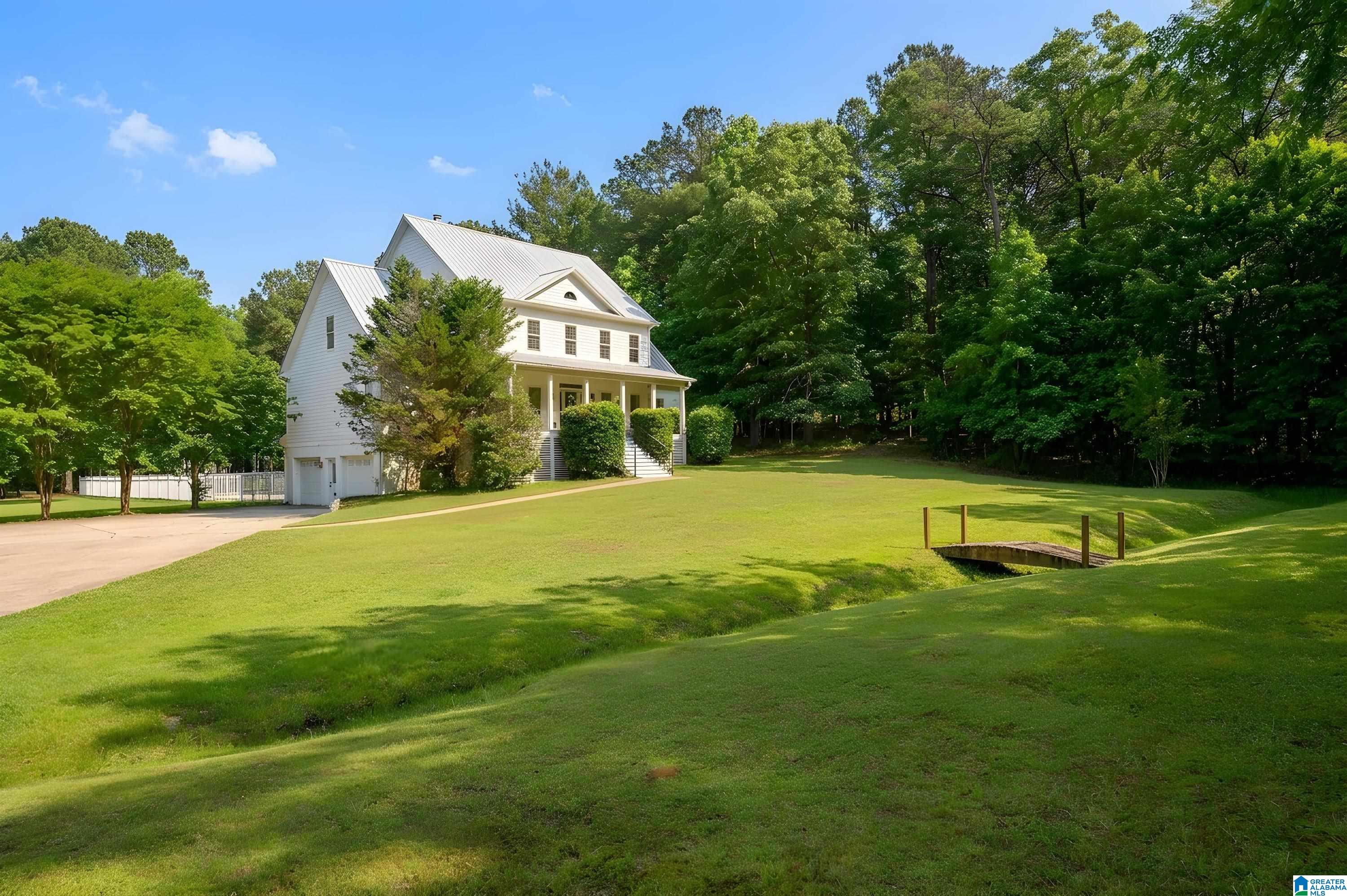 3rd image of 11 Crossbrook Circle, Chelsea, AL 35043 | MLS# 21451326