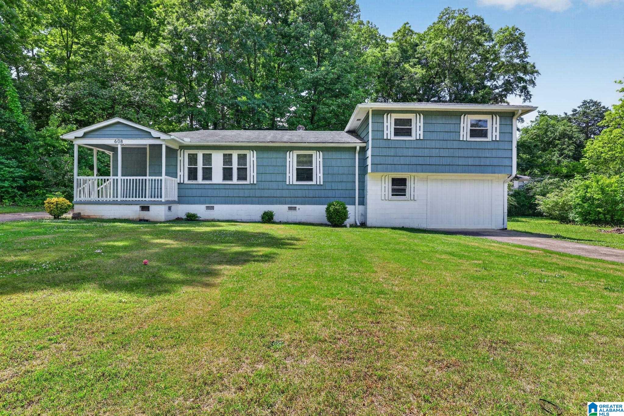 Homes for sale in Birmingham, AL | 608 Rollingwood Road, Birmingham, AL 35235 | MLS# 21451343