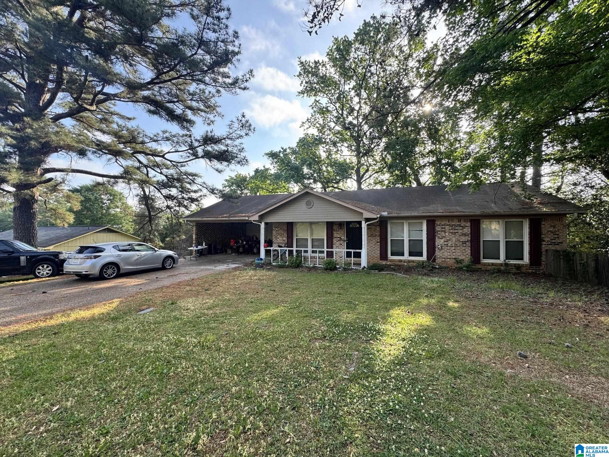 Homes for sale in Northport, AL | 3909 Biscayne Dr, Northport, AL 35473 | MLS# 21451354