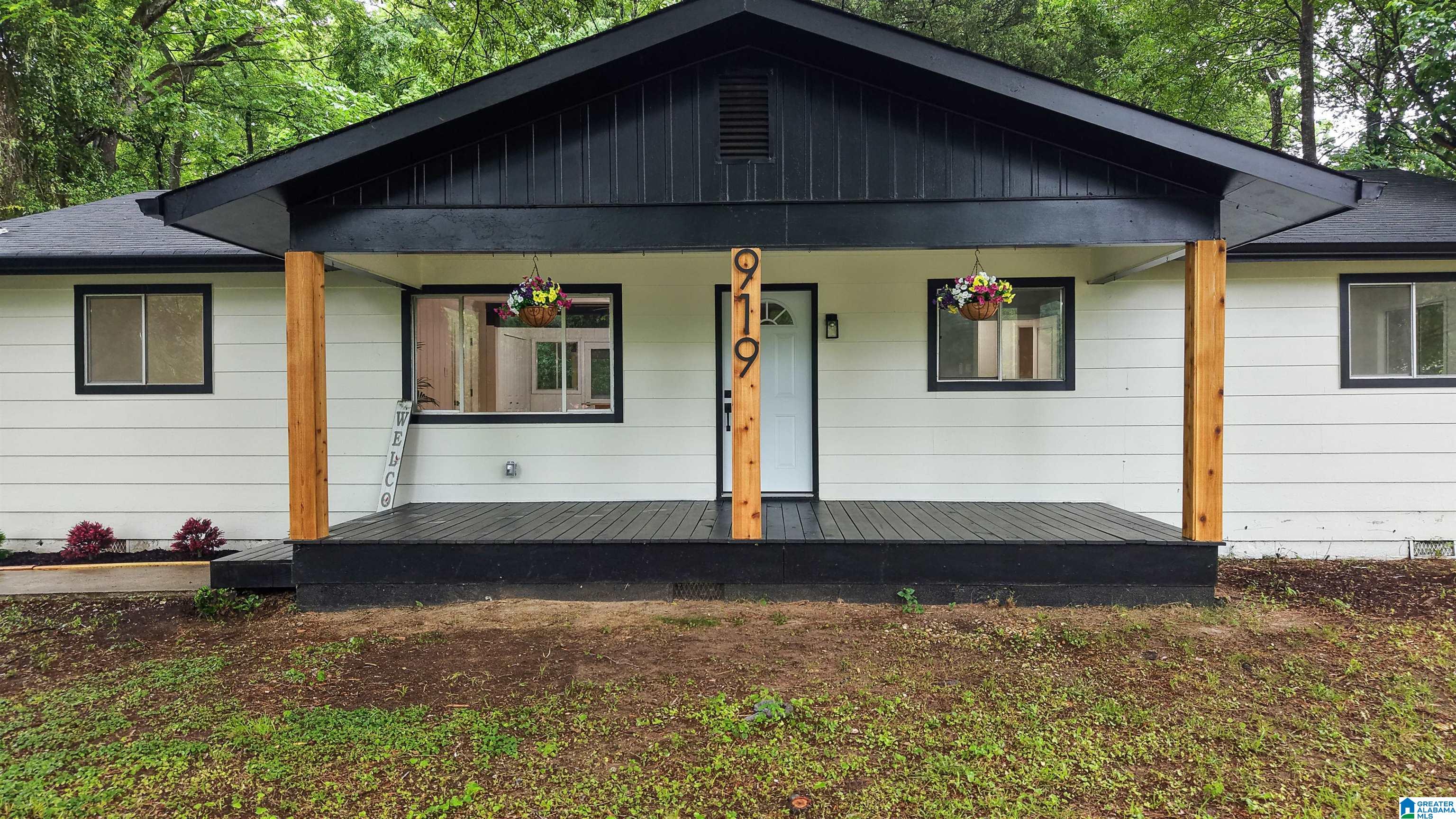 3rd image of 919 Sw 3Rd Avenue Sw, Alabaster, AL 35007 | MLS# 21451358