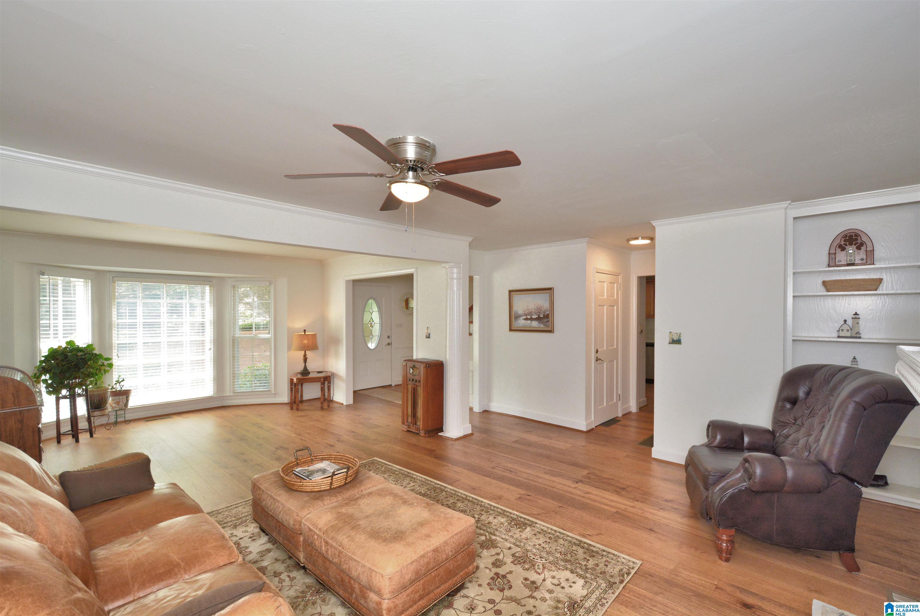 5th image of 2109 Bailey Brook Court, Hoover, AL 35244 | MLS# 21451402