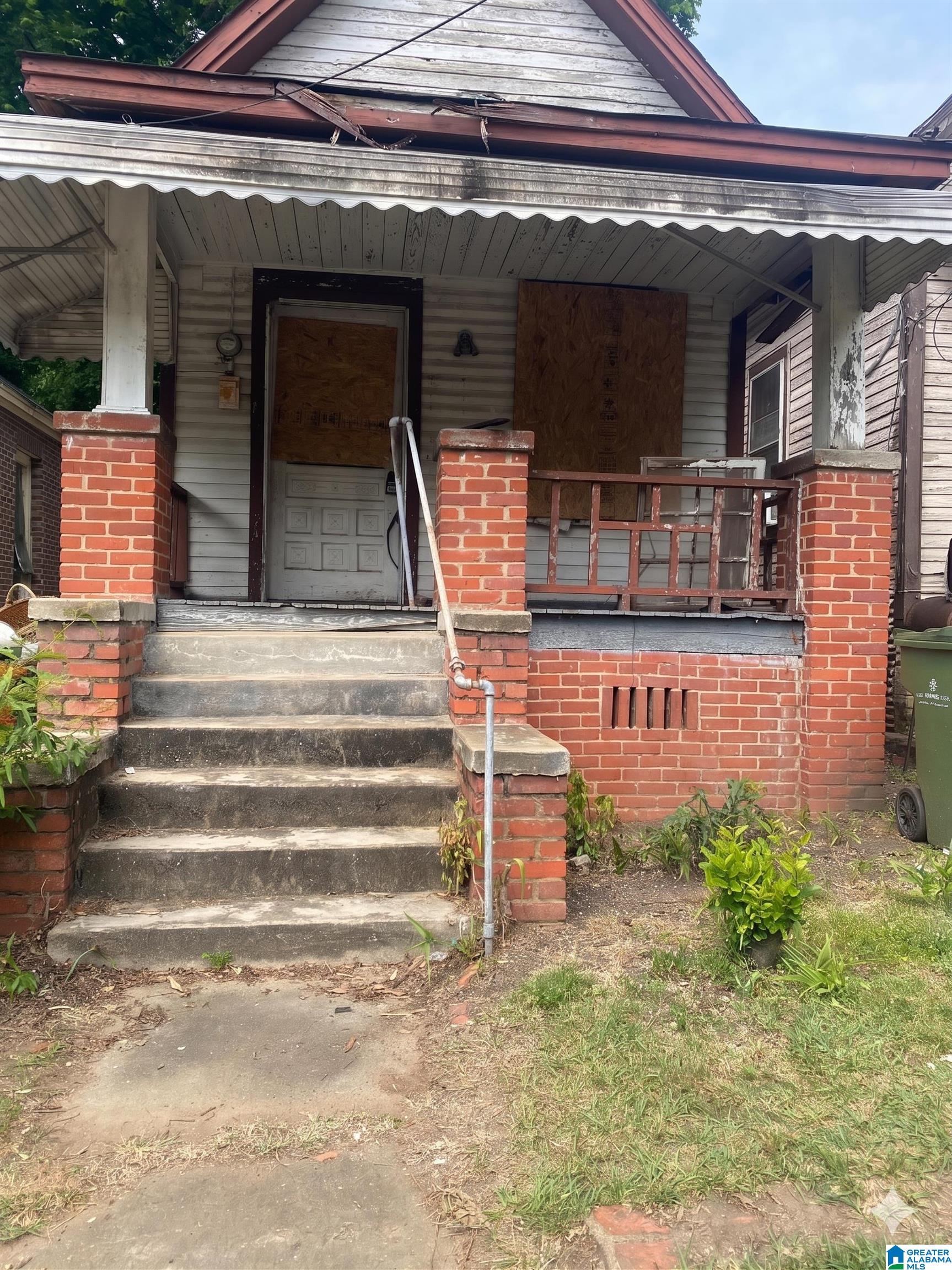 Homes for sale in Montgomery, AL | 518 Shepard Street, Montgomery, AL 36104 | MLS# 21451428