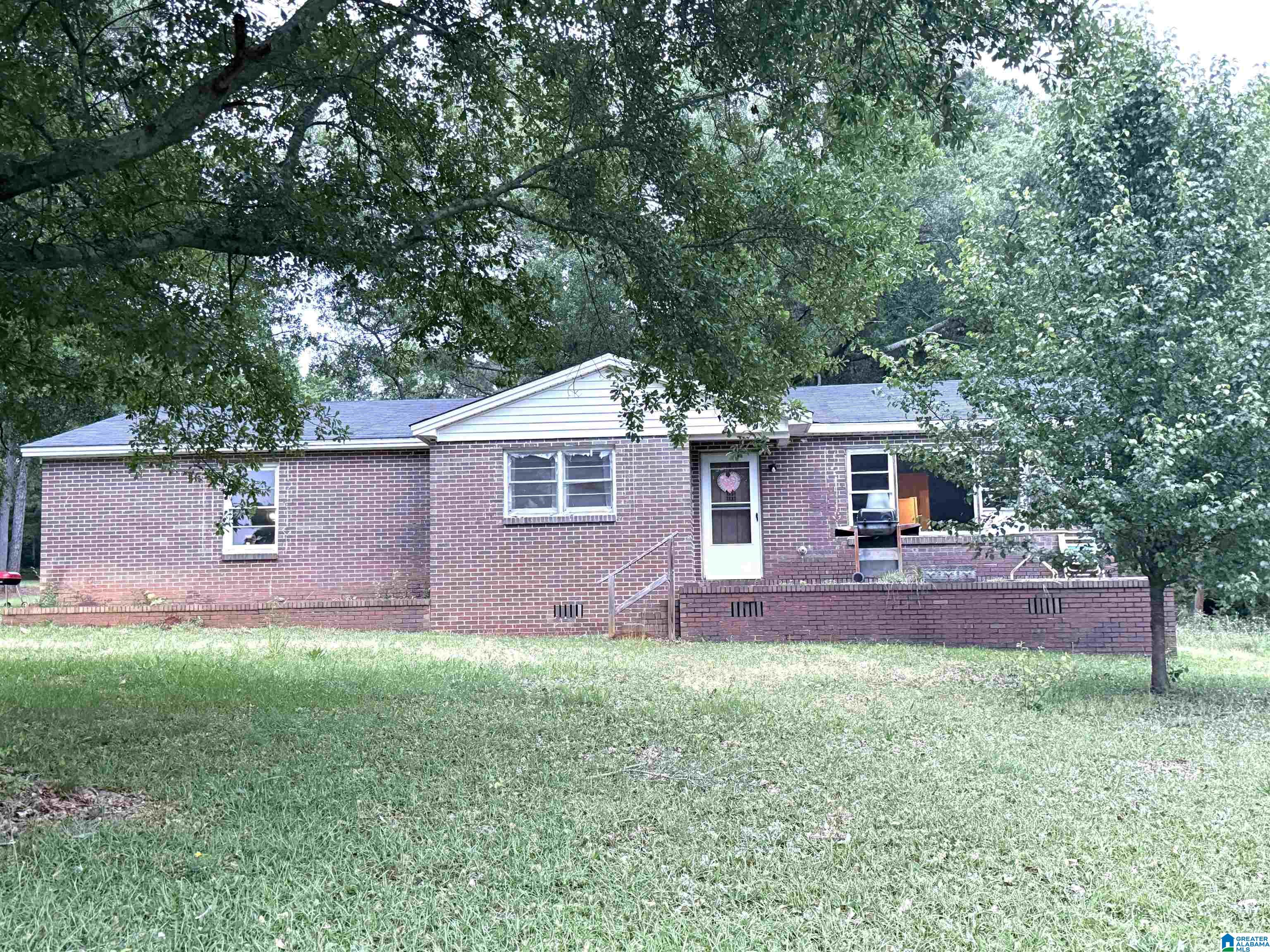 Homes for sale in Pell City, AL | 3052 Easonville Road, Pell City, AL 35128 | MLS# 21451445