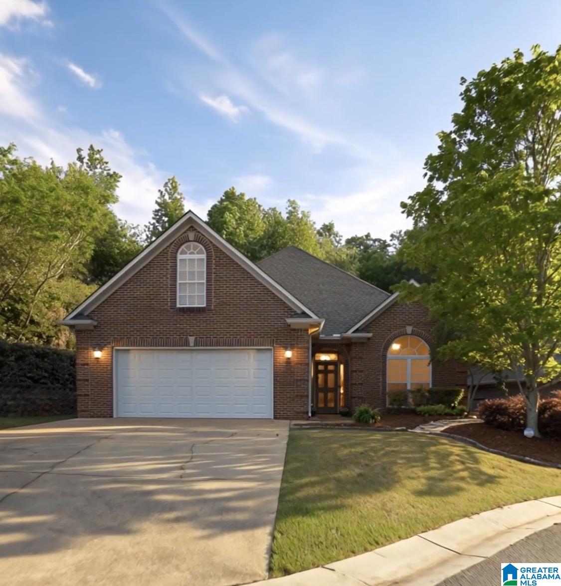 Homes for sale in Trussville, AL | 5504 Moots Circle, Trussville, AL 35235 | MLS# 21451613