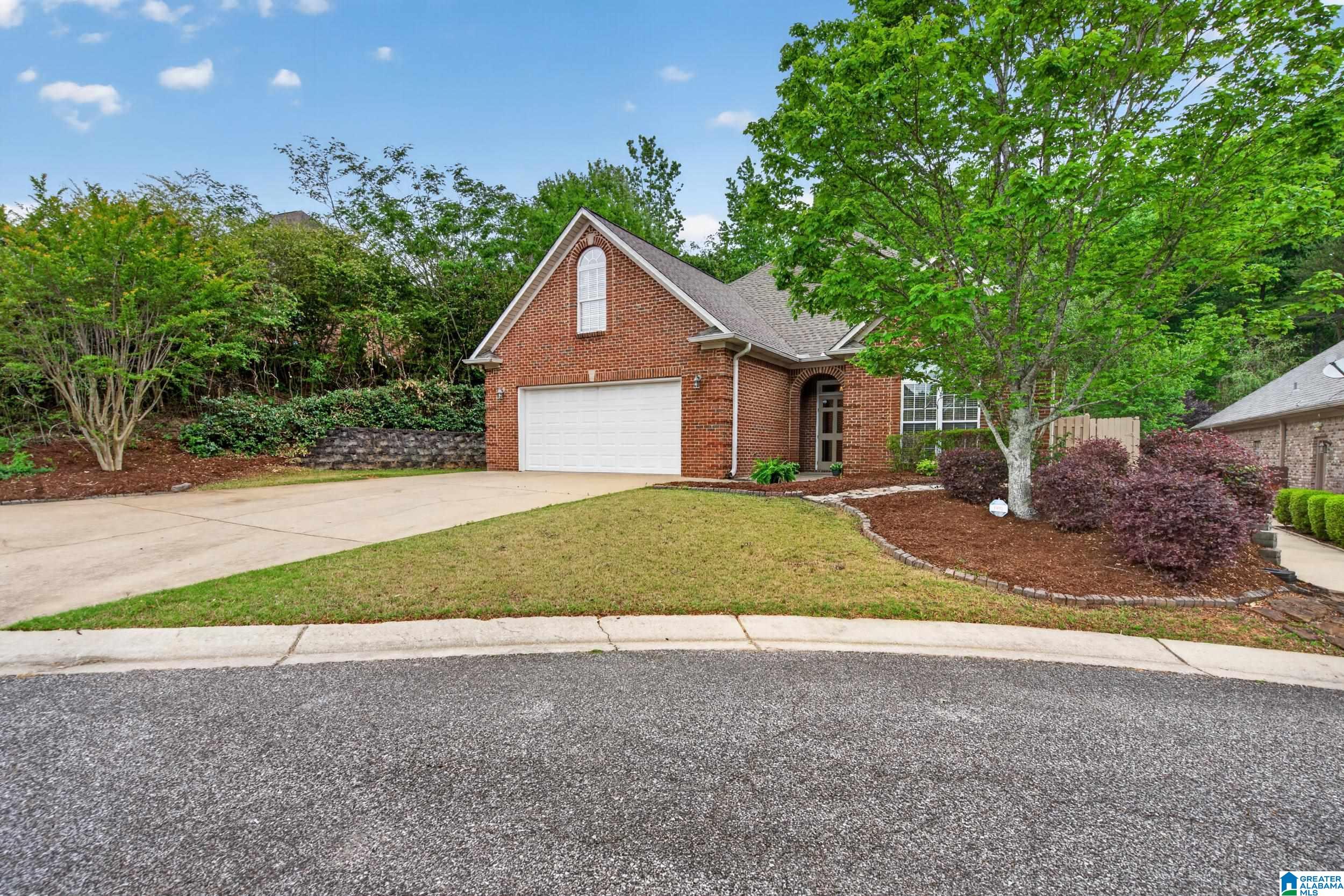 Homes for sale in Trussville, AL | 5504 Moots Circle, Trussville, AL 35235 | MLS# 21451613