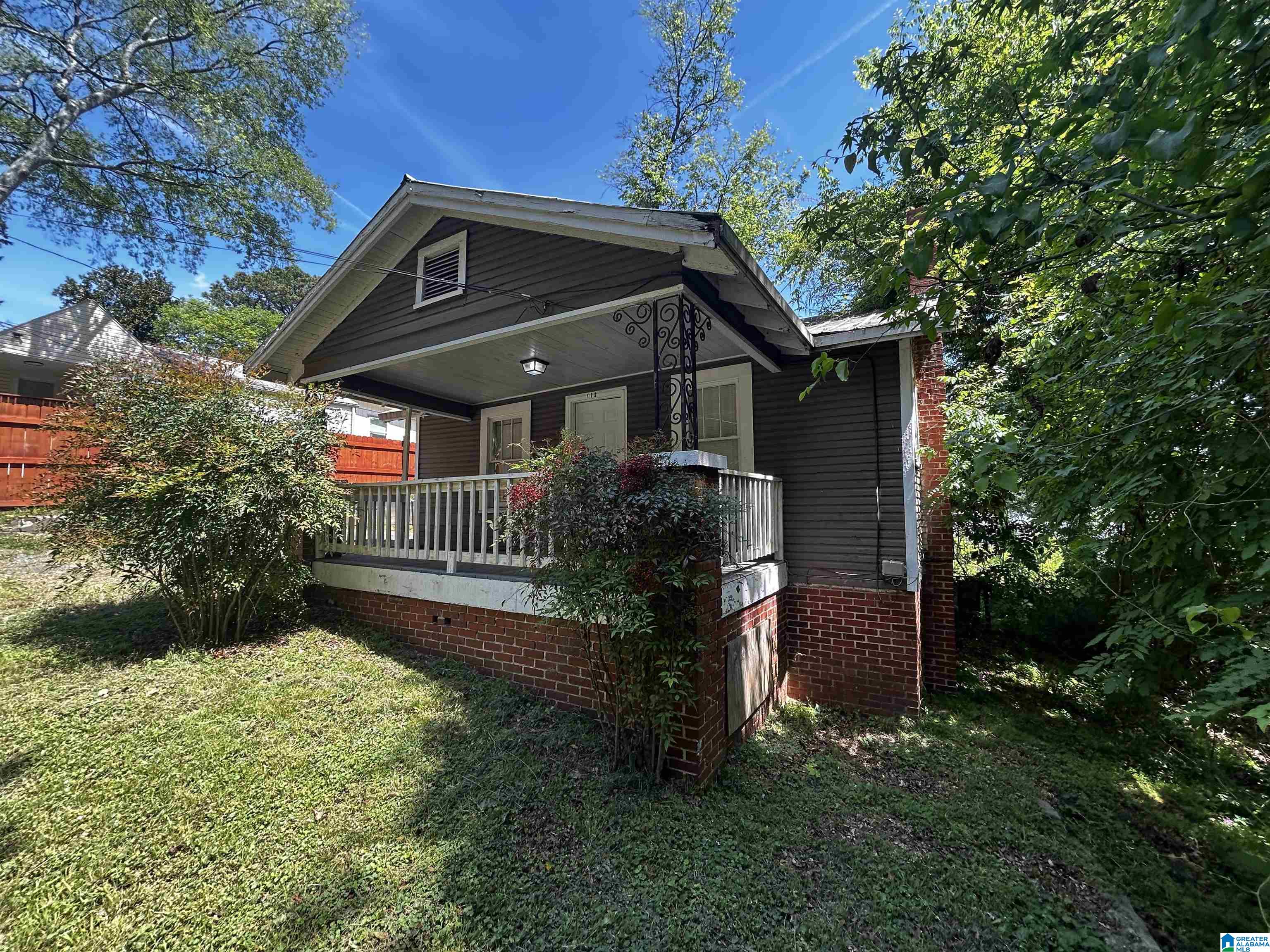 Homes for sale in Hueytown, AL | 113 Knight Avenue, Hueytown, AL 35023 | MLS# 21451630