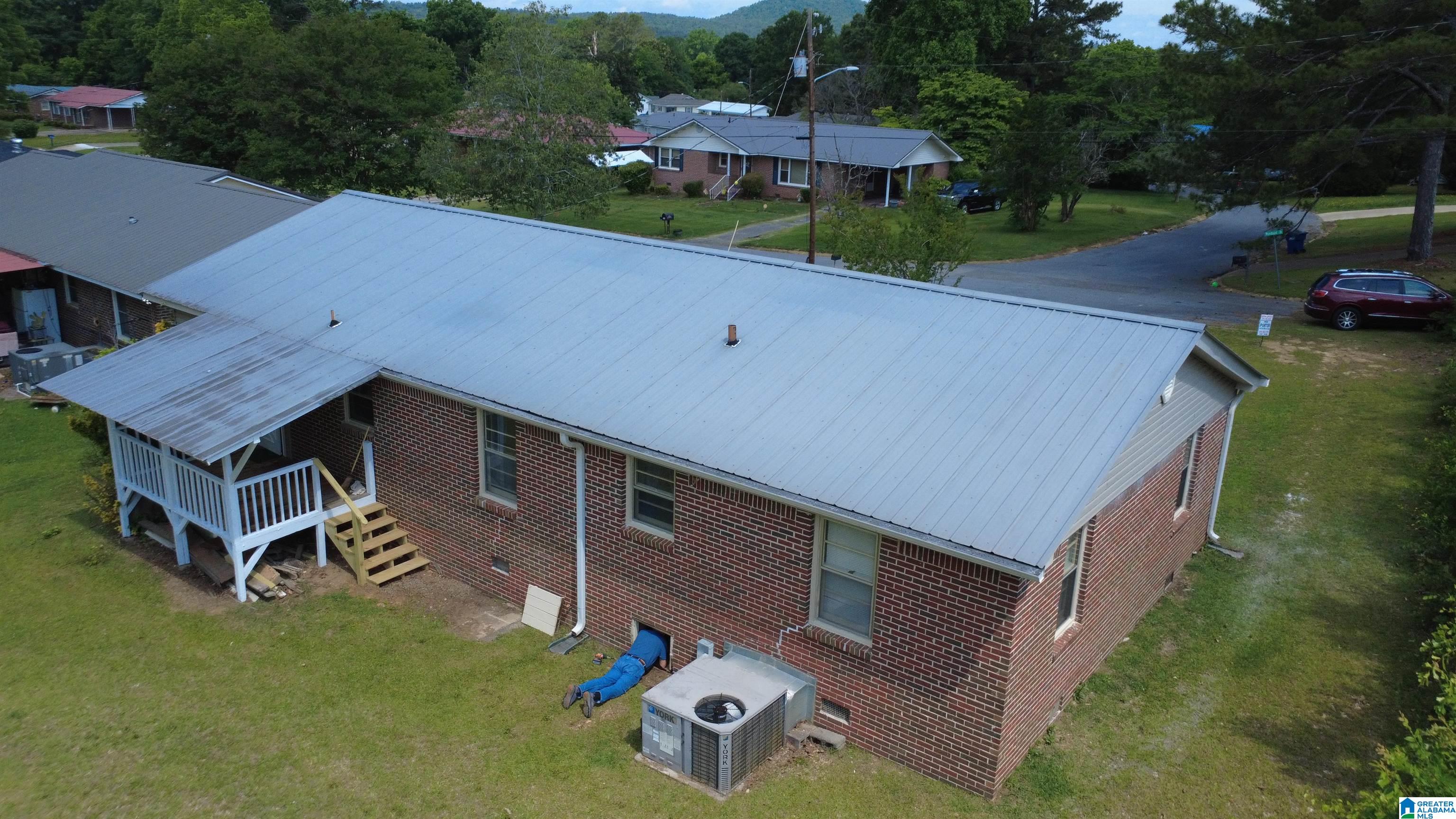 Photo 3 of Single family home for sale at 129 Woodland Dr, Talladega, AL 35160 | MLS# 21451775 | Listing updated on 2026-09-19