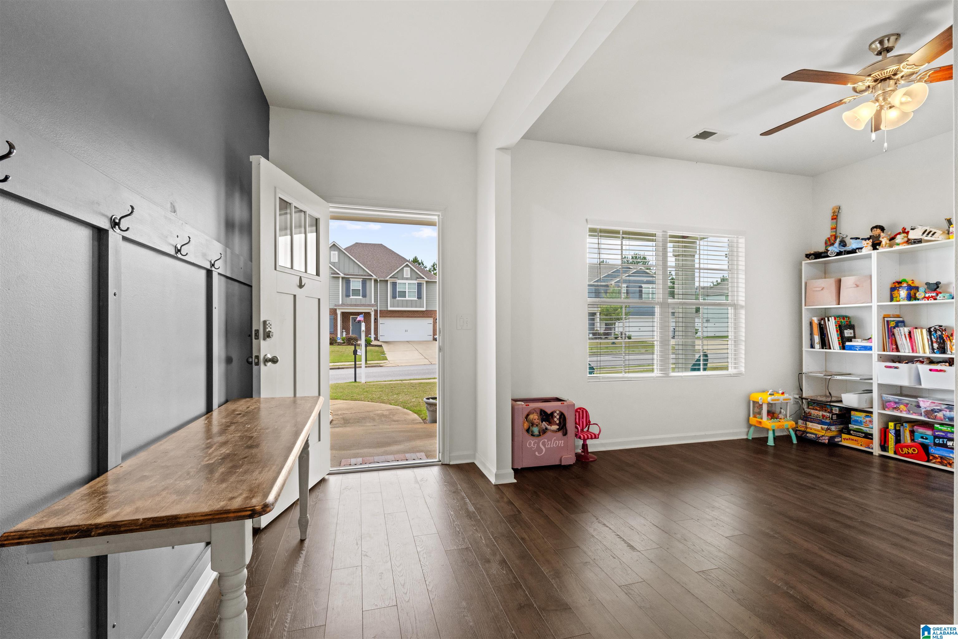 3rd image of 1017 Canvasback Way, Alabaster, AL 35007 | MLS# 21451824