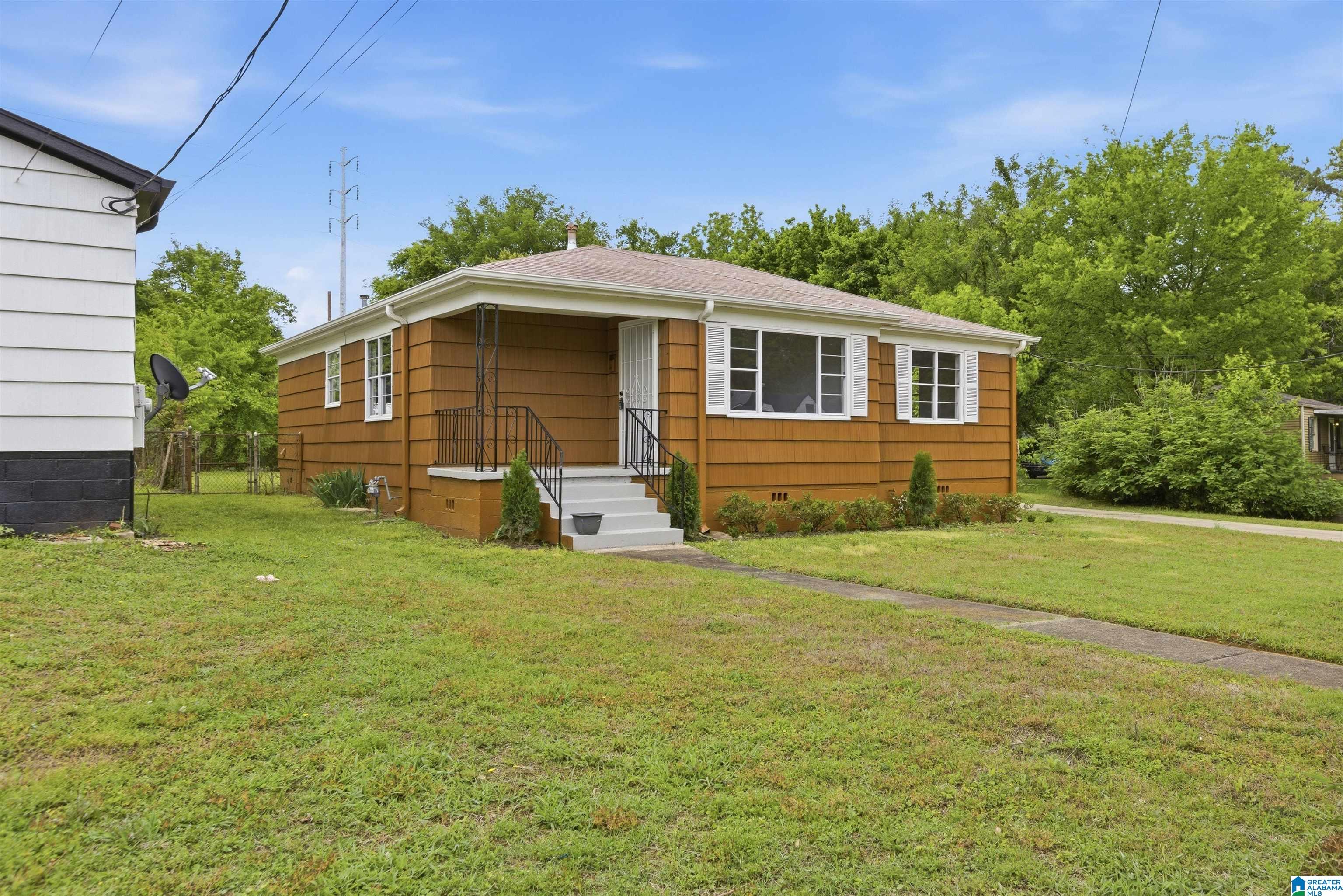 Homes for sale in Birmingham, AL | 2005 49th Street, Birmingham, AL 35208 | MLS# 21451829