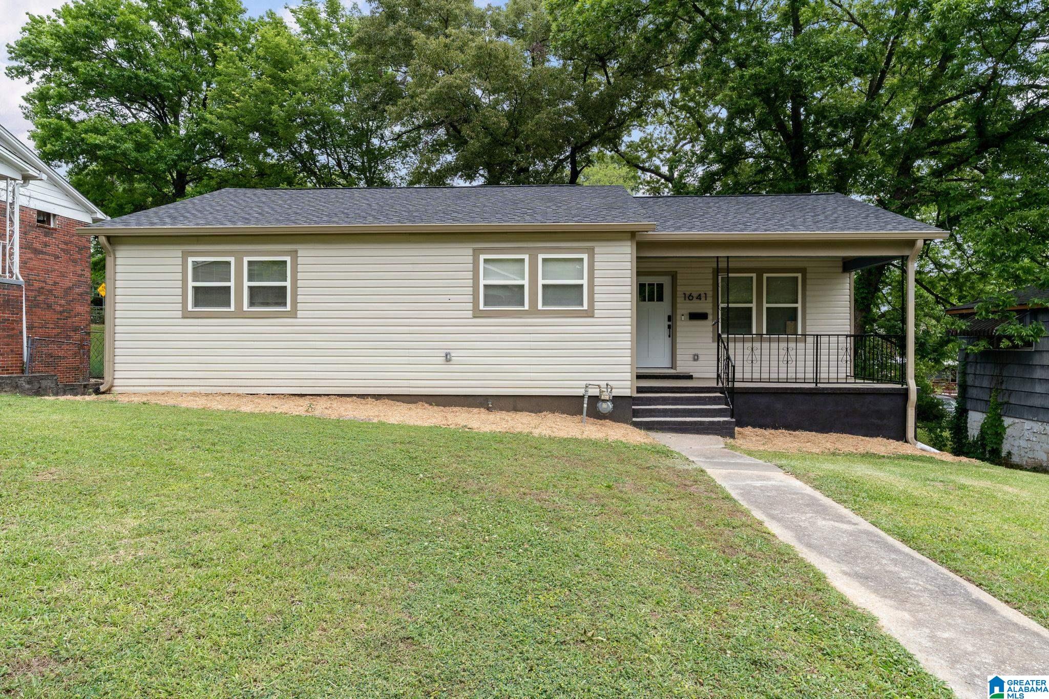 Homes for sale in Birmingham, AL | 1641 27th Street N, Birmingham, AL 35234 | MLS# 21451833
