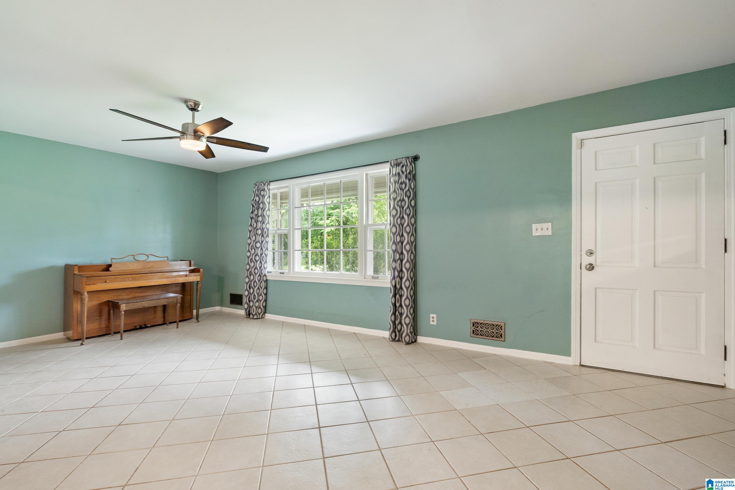 Homes for sale in Birmingham, AL | 641 Shadywood Dr, Birmingham, AL 35206 | MLS# 21451850