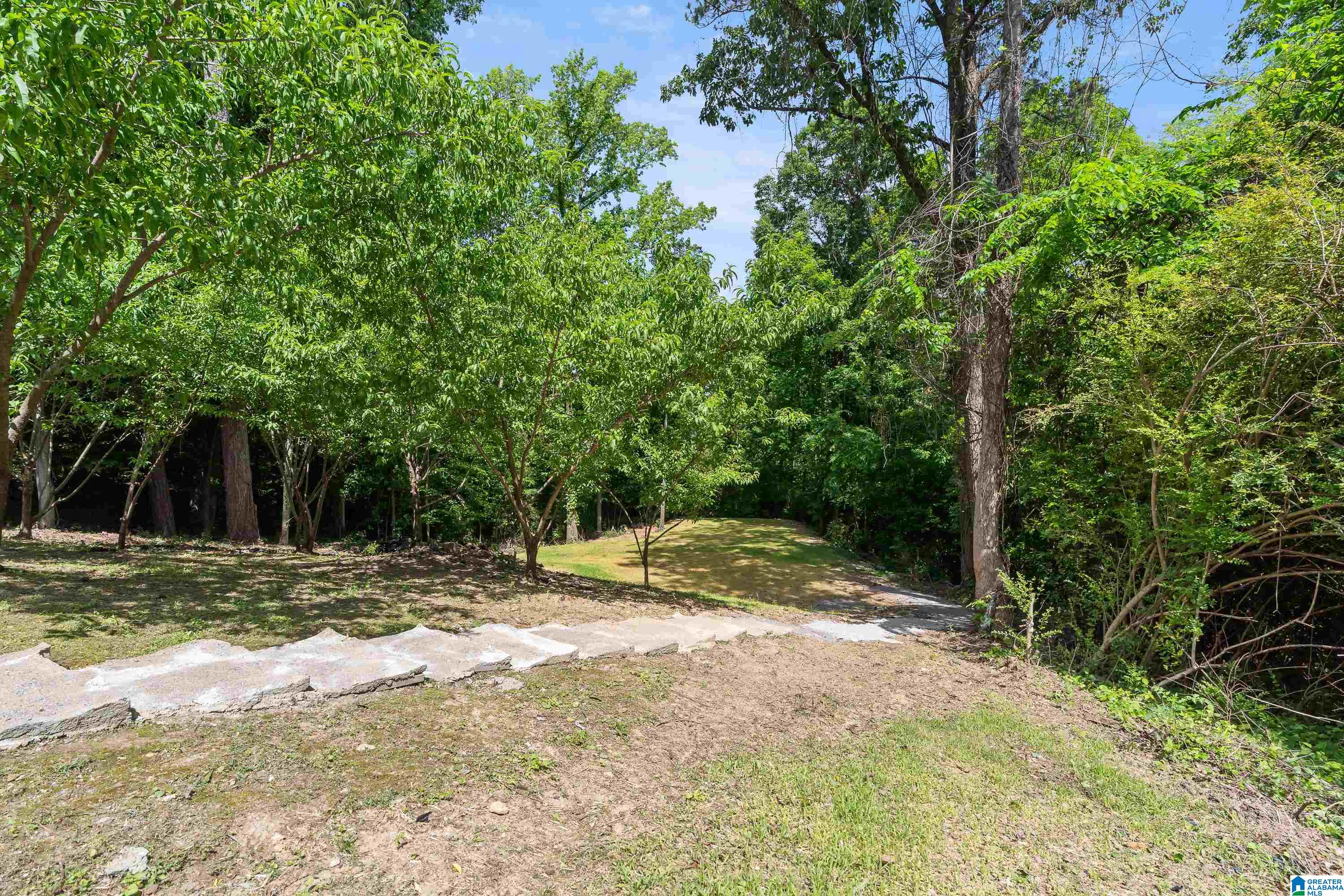 Photo 2 of Sale Pending at 1458 Shades Crst Rd, Birmingham, AL 35226 | MLS# 21451920 | Listing updated on 2026-07-15