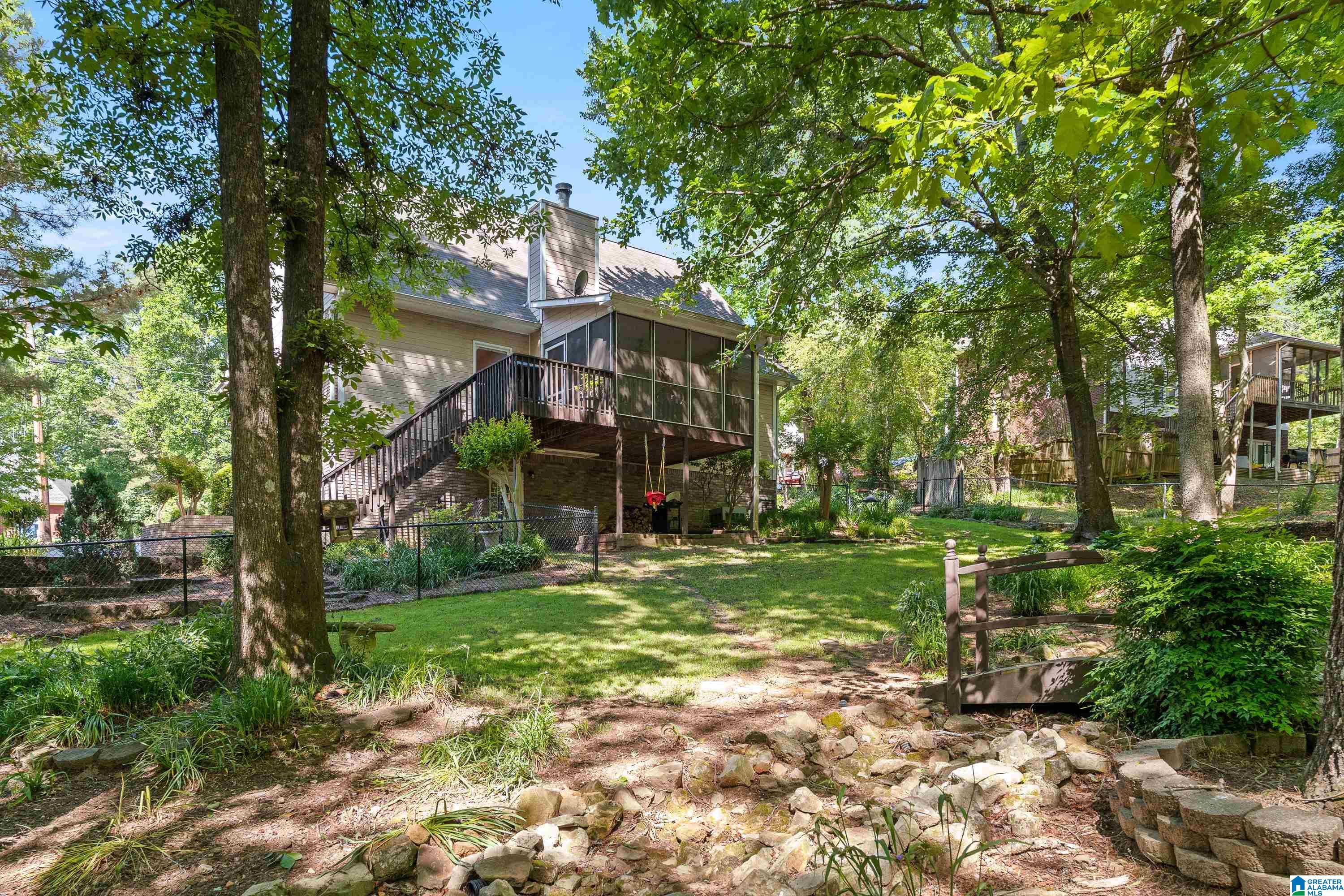 Homes for sale in Trussville, AL | 3541 Still Oaks Dr, Trussville, AL 35173 | MLS# 21451929