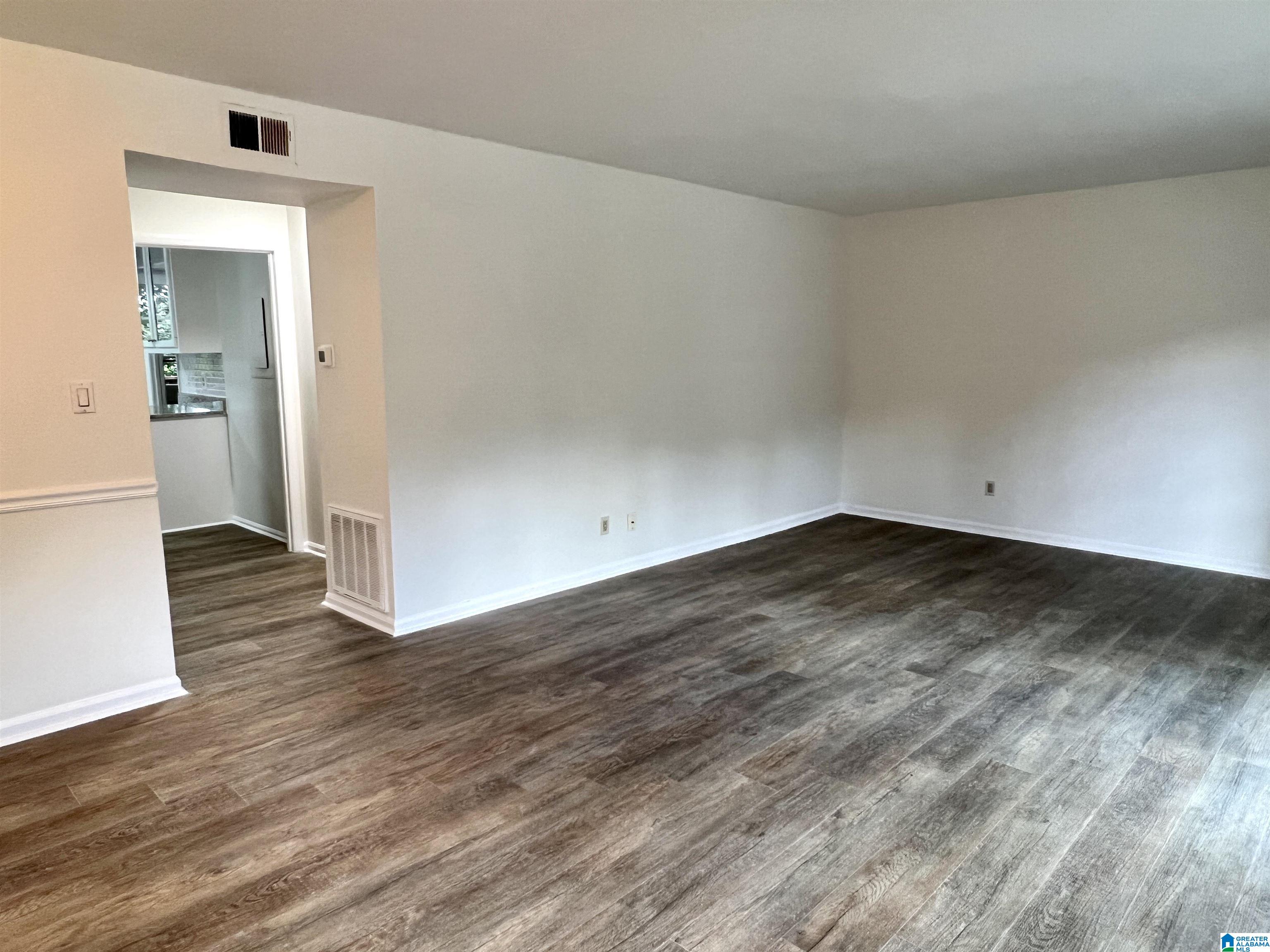 Homes for sale in Vestavia Hills, AL | 2024 Montreat Parkway #2024, Vestavia Hills, AL 35216 | MLS# 21451981
