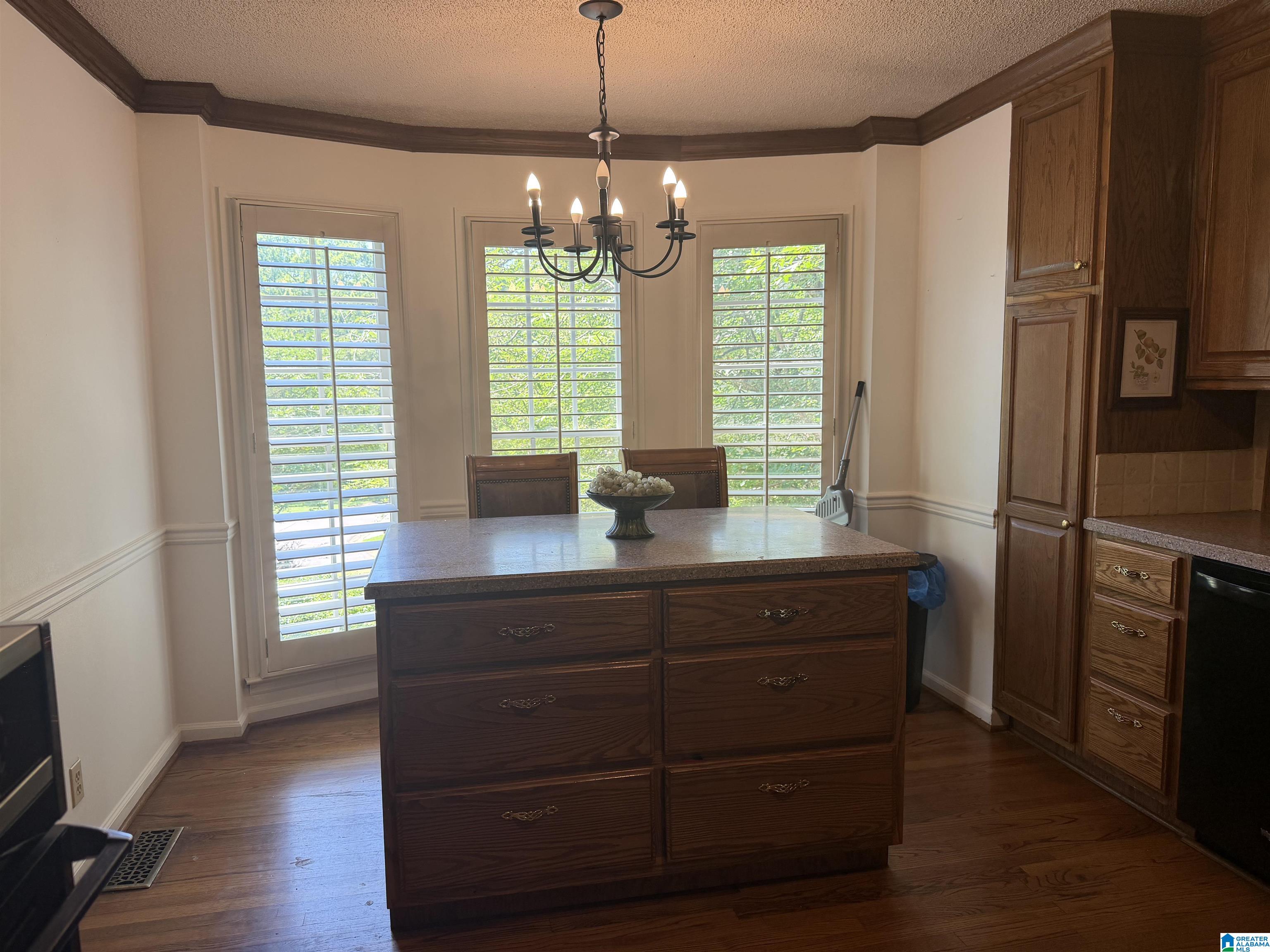 Photo 4 of Single family home for sale at 2122 Sandlin Rd, Birmingham, AL 35235 | MLS# 21452005 | Listing updated on 2026-06-14