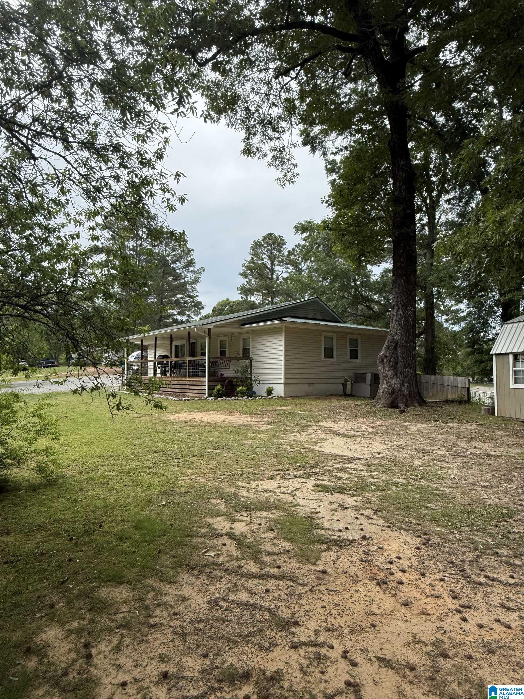 Homes for sale in Bessemer, AL | 909 Buddy Vines Camp Road, Bessemer, AL 35023 | MLS# 21452019