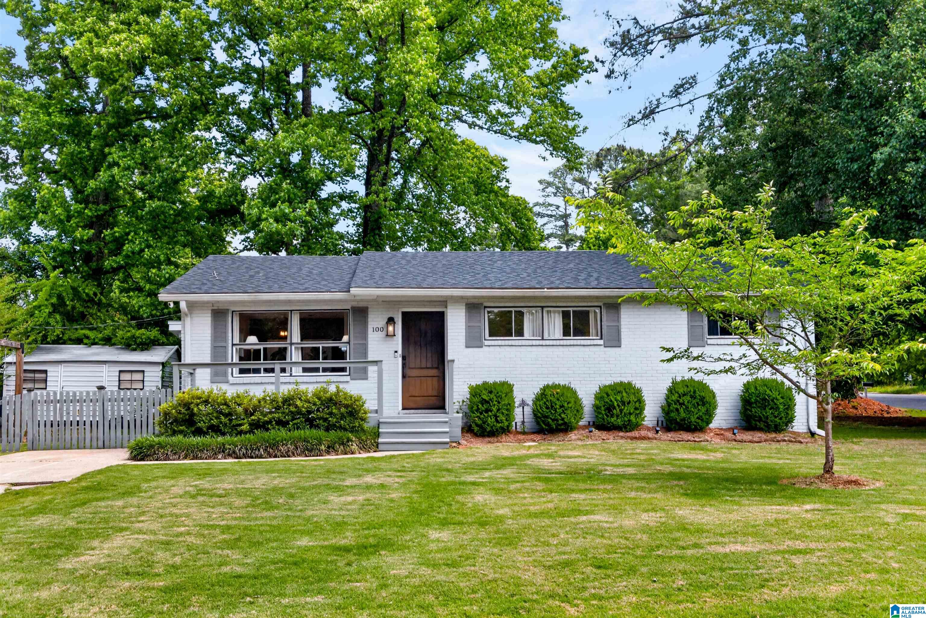 Homes for sale in Homewood, AL | 100 Edgemont Dr, Homewood, AL 35209 | MLS# 21452067