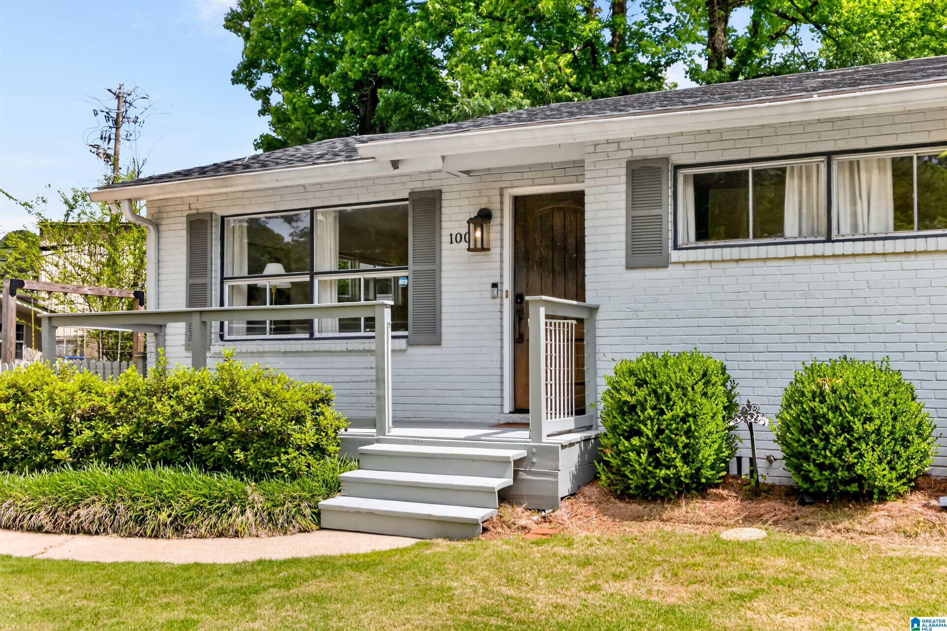 Homes for sale in Homewood, AL | 100 Edgemont Dr, Homewood, AL 35209 | MLS# 21452067