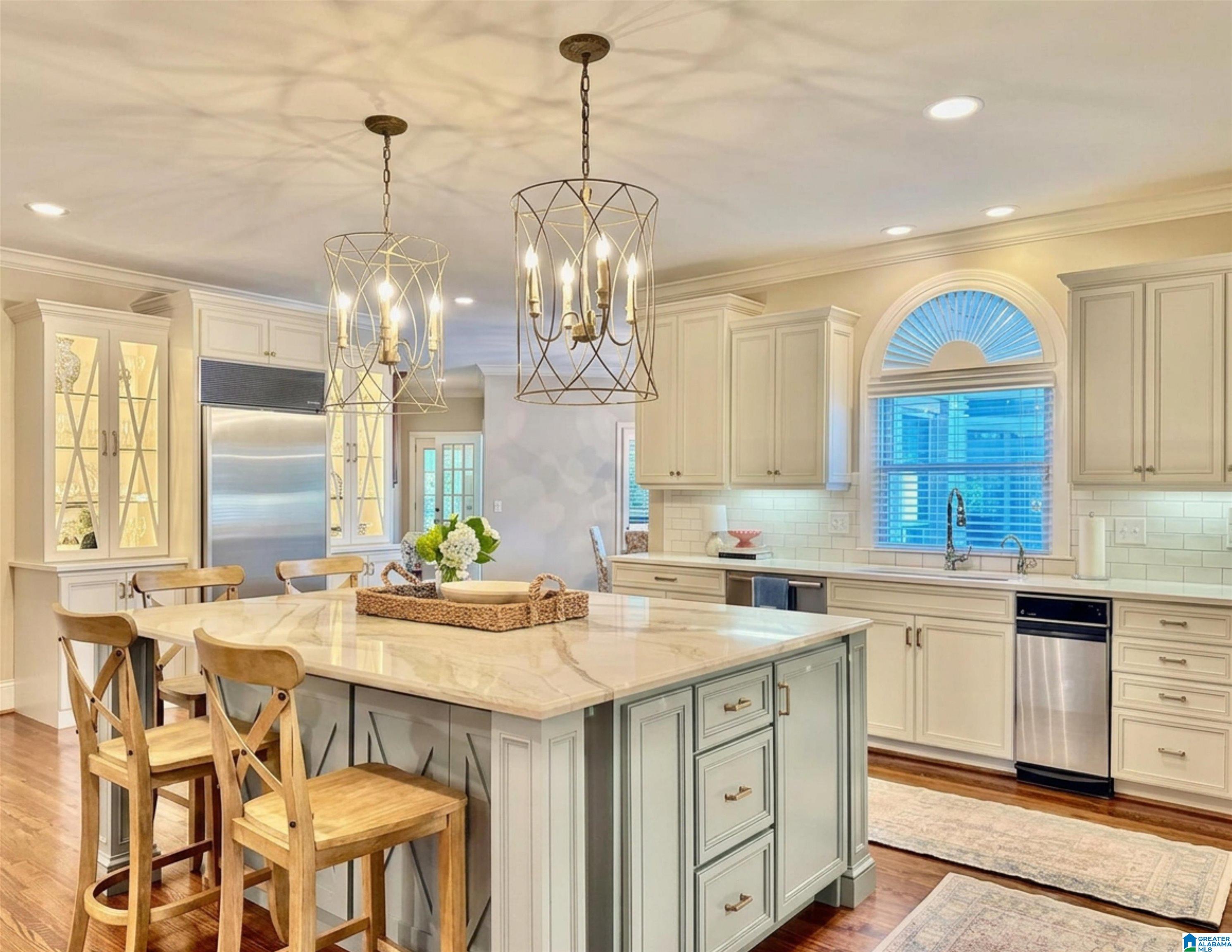 Photo 2 of Single family home for sale at 224 Cahaba Oaks Trl, Indian Springs, AL 35124 | MLS# 21452161 | Listing updated on 2026-05-21