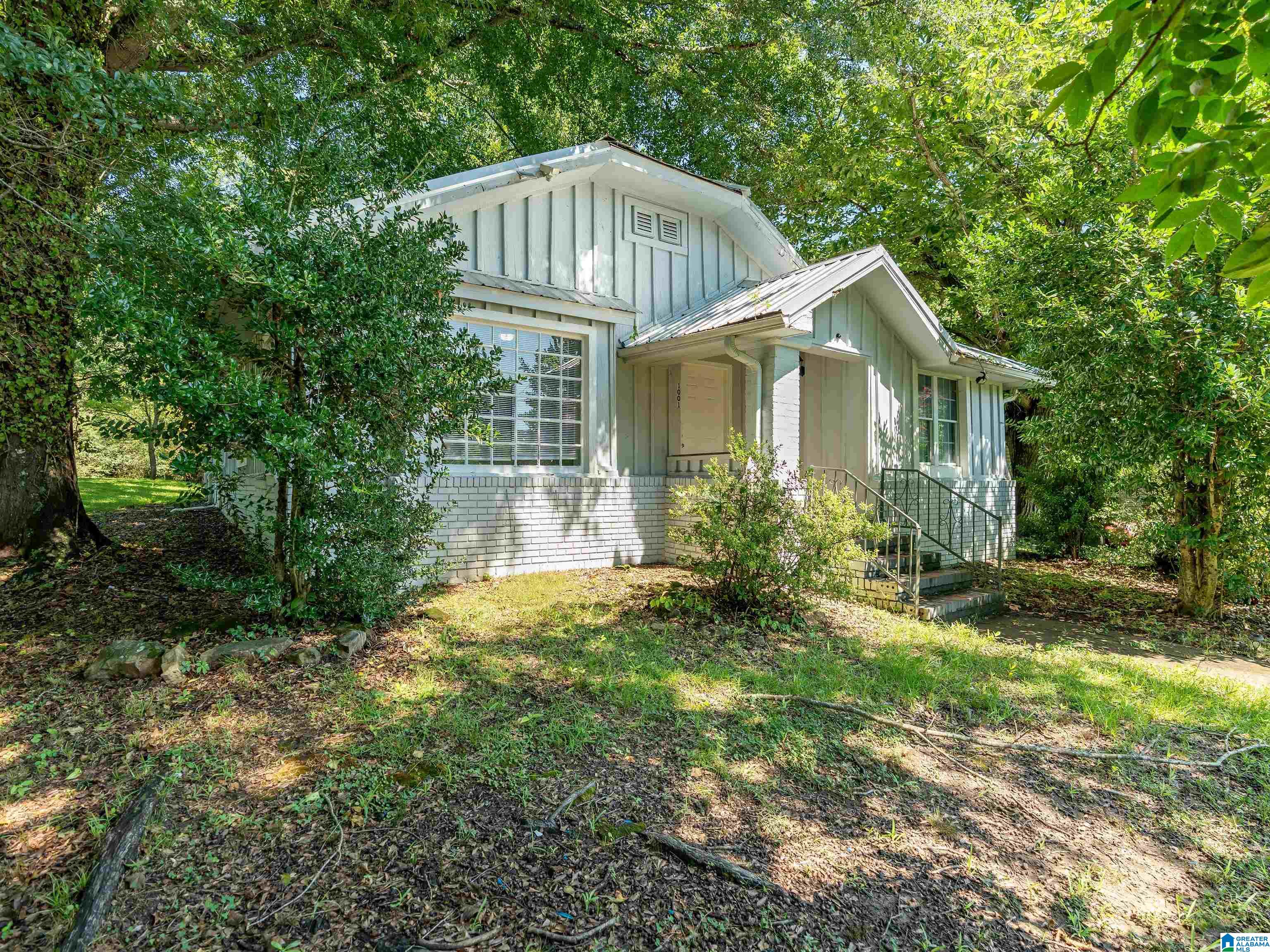 2nd image of 1001 3rd Avenue, Pleasant Grove, AL 35127 | MLS# 21452166