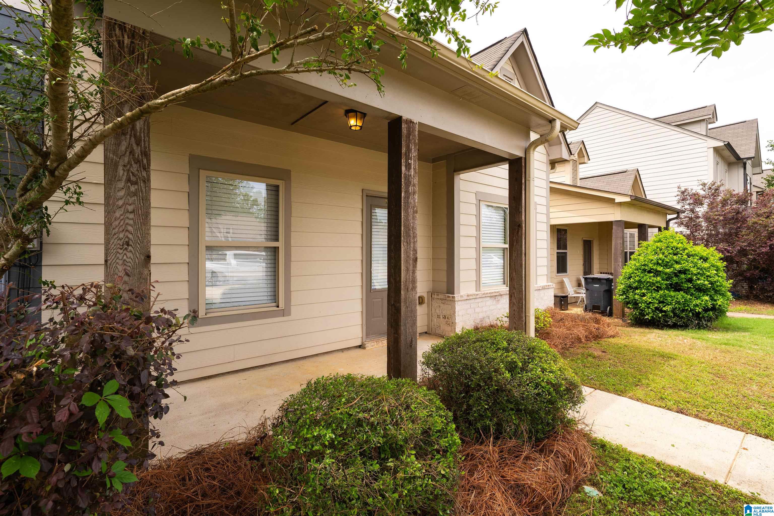 Photo 3 of Sale Pending at 237 The Hts Dr, Calera, AL 35040 | MLS# 21452197 | Listing updated on 2026-07-25