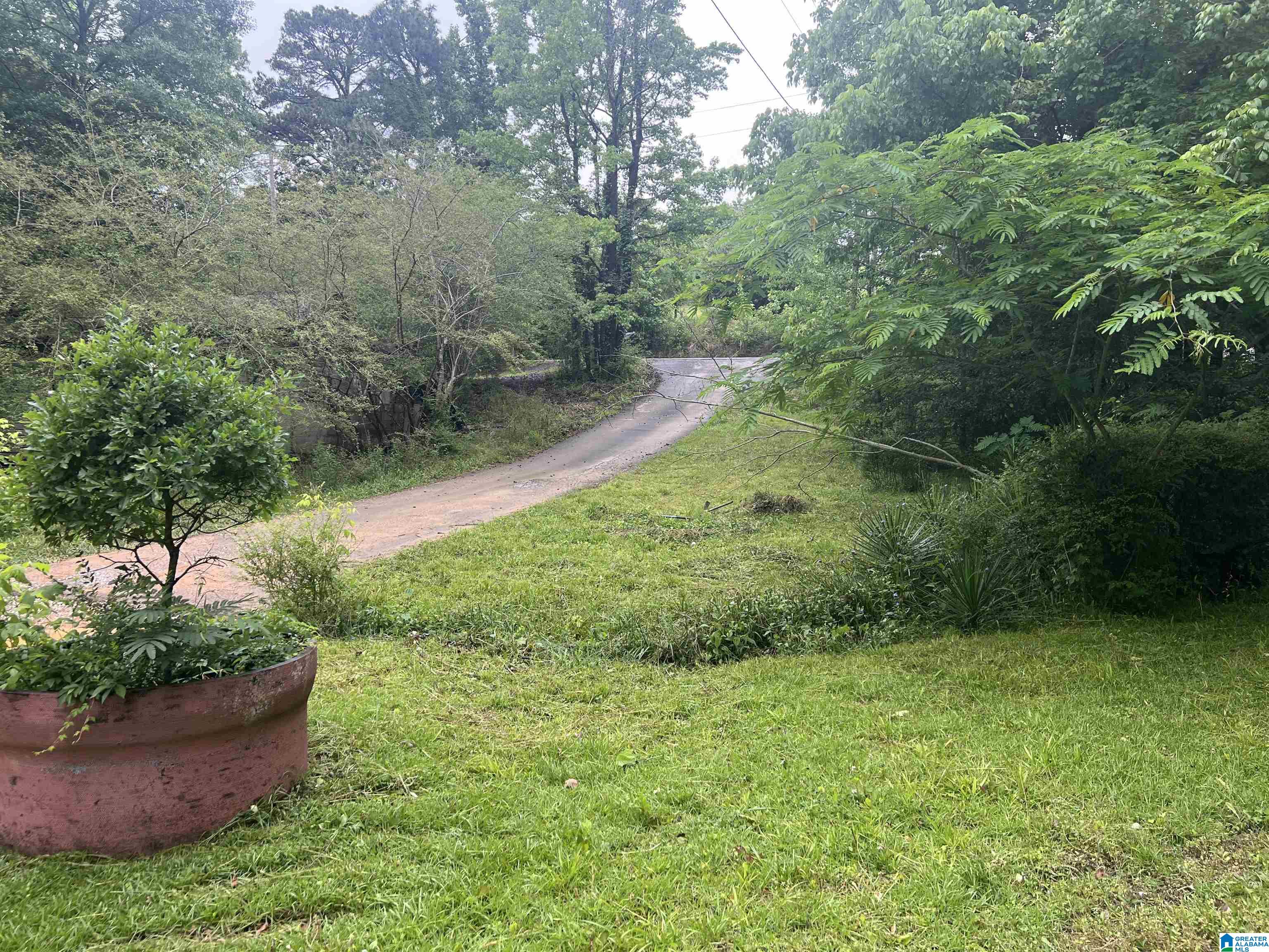 Photo 1 of Single family home for sale at 3216 Lindsey Loop Rd, Bessemer, AL 35022 | MLS# 21452266 | Listing updated on 2026-05-08