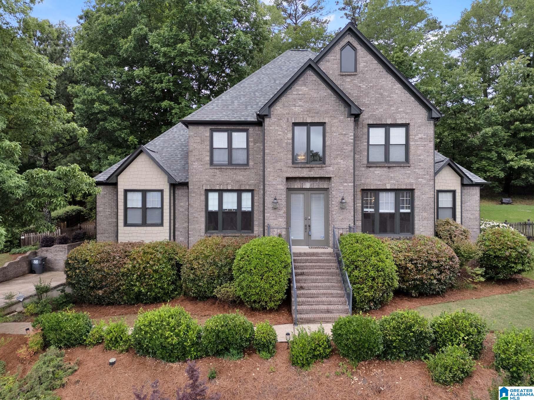 Photo 1 of Single family home for sale at 5065 Lake Crst Cir, Hoover, AL 35226 | MLS# 21452271 | Listing updated on 2026-09-07