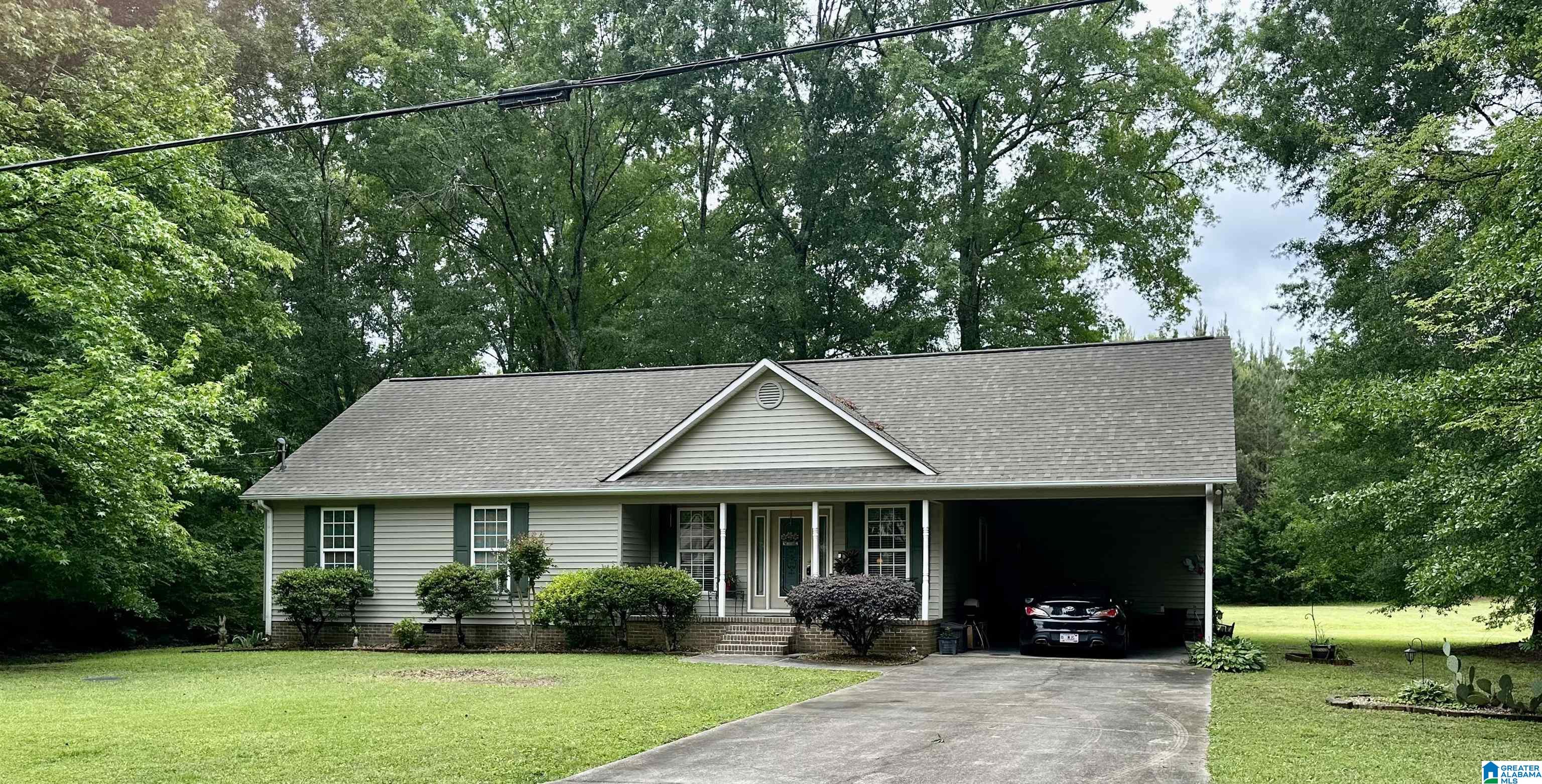 Homes for sale in Hokes Bluff, AL | 5867 Eastview Avenue, Hokes Bluff, AL 35903 | MLS# 21452297