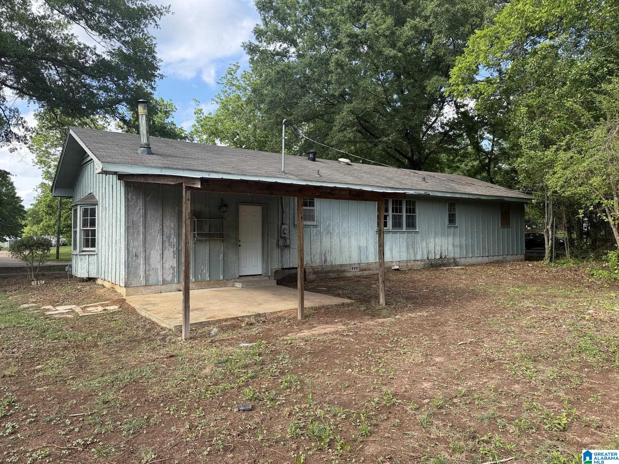 Homes for sale in Sylacauga, AL | 328 Wheeler Street, Sylacauga, AL 35150 | MLS# 21452304