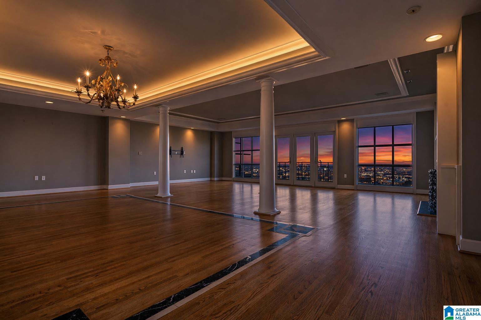 2nd image of 2920 Redmont Park Circle #201E, Birmingham, AL 35205 | MLS# 21452354