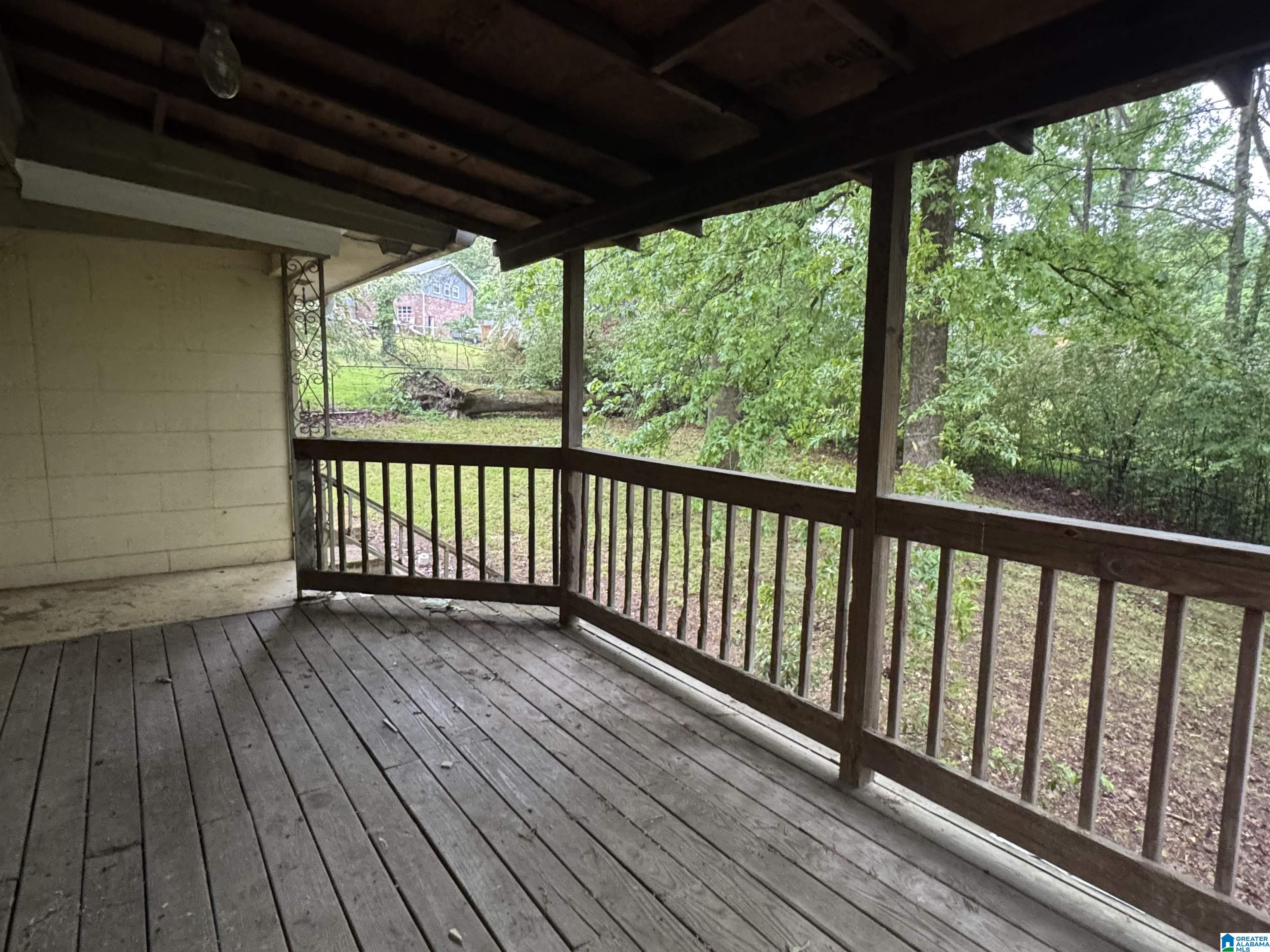 Homes for sale in Center Point, AL | 1644 4th Way Nw, Center Point, AL 35215 | MLS# 21452388