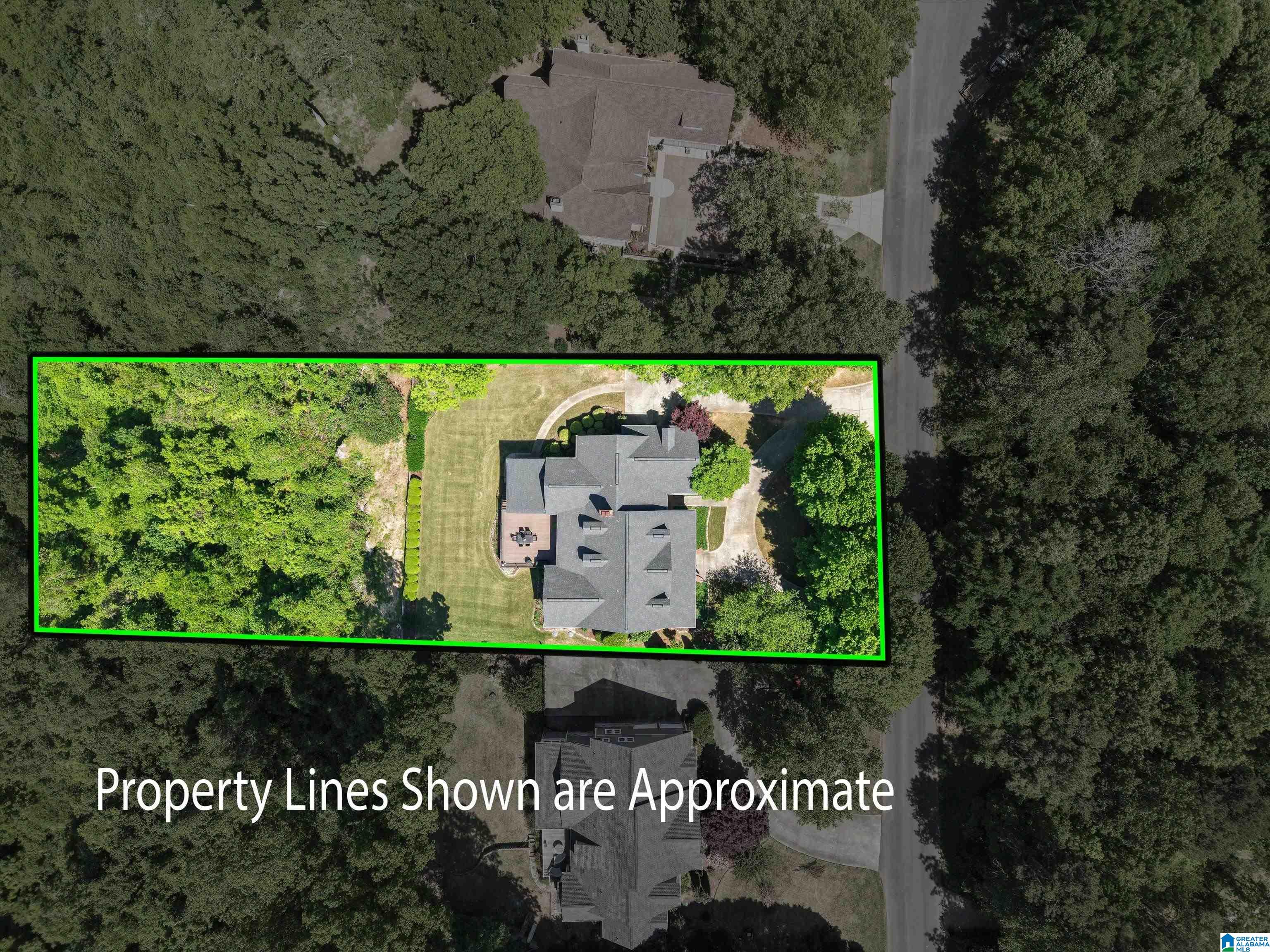Homes for sale in Guntersville, AL | 451 Panorama Way E, Guntersville, AL 35976 | MLS# 21452401