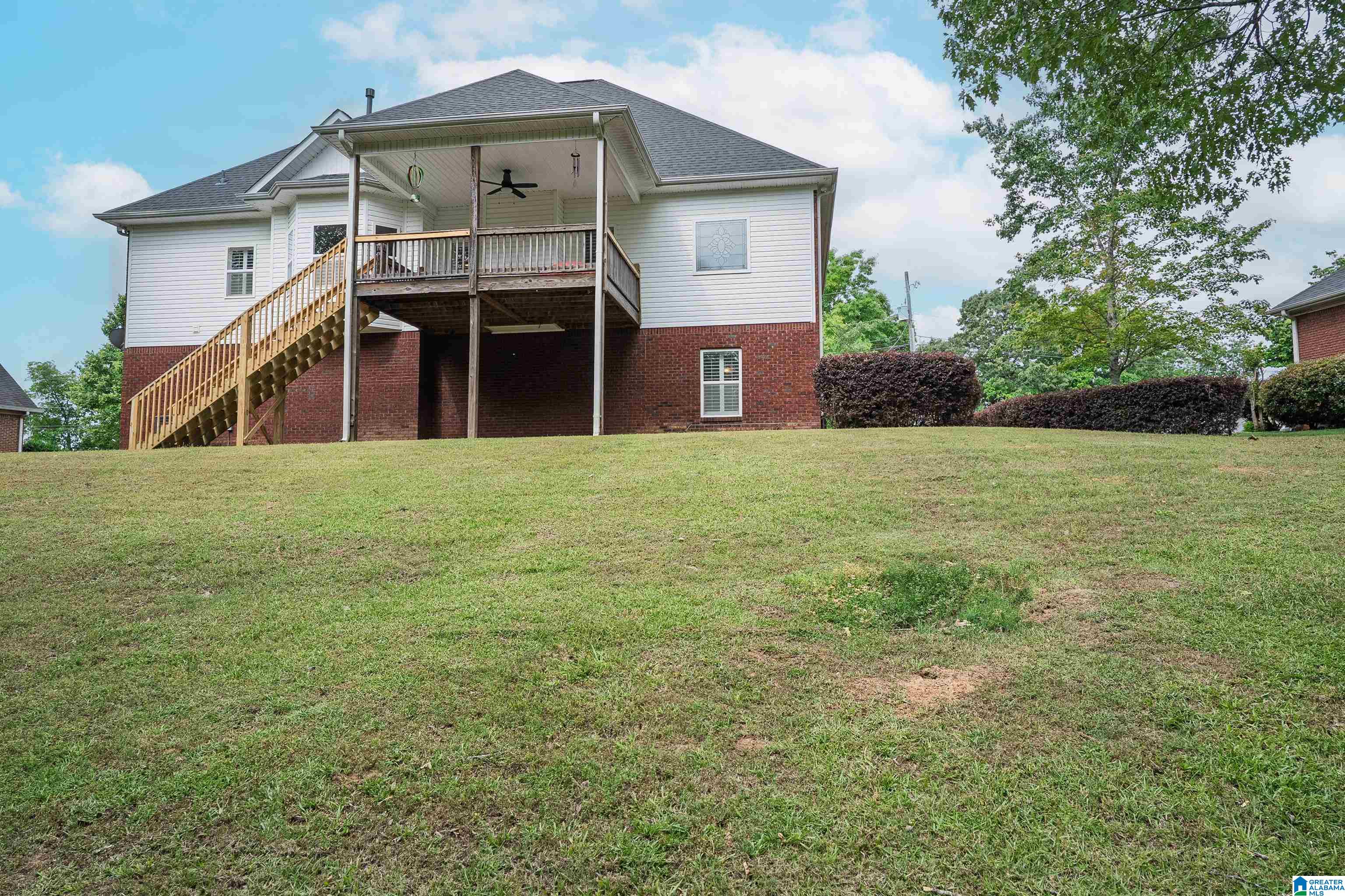 4th image of 2399 Hemlock Dr, Bessemer, AL 35023 | MLS# 21452406