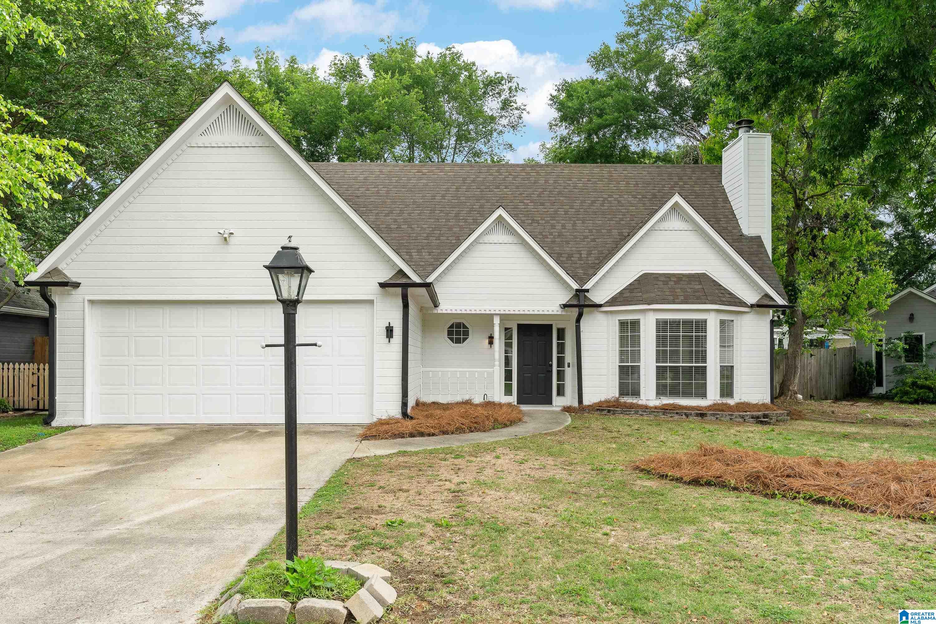 Homes for sale in Helena, AL | 1531 Timber Dr, Helena, AL 35080 | MLS# 21452462