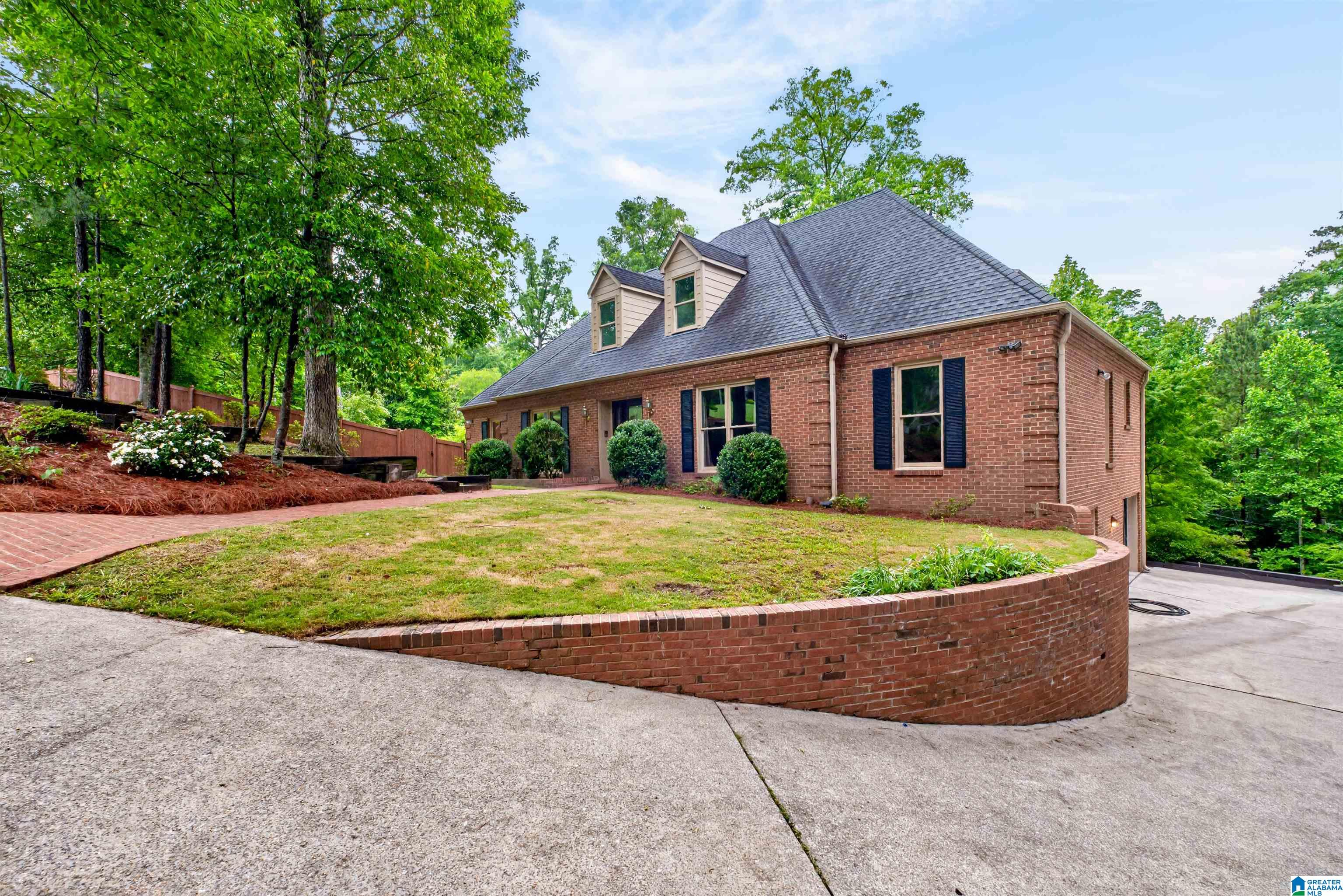 Homes for sale in Mountain Brk, AL | 4417 Briar Glen Dr, Mountain Brk, AL 35243 | MLS# 21452536