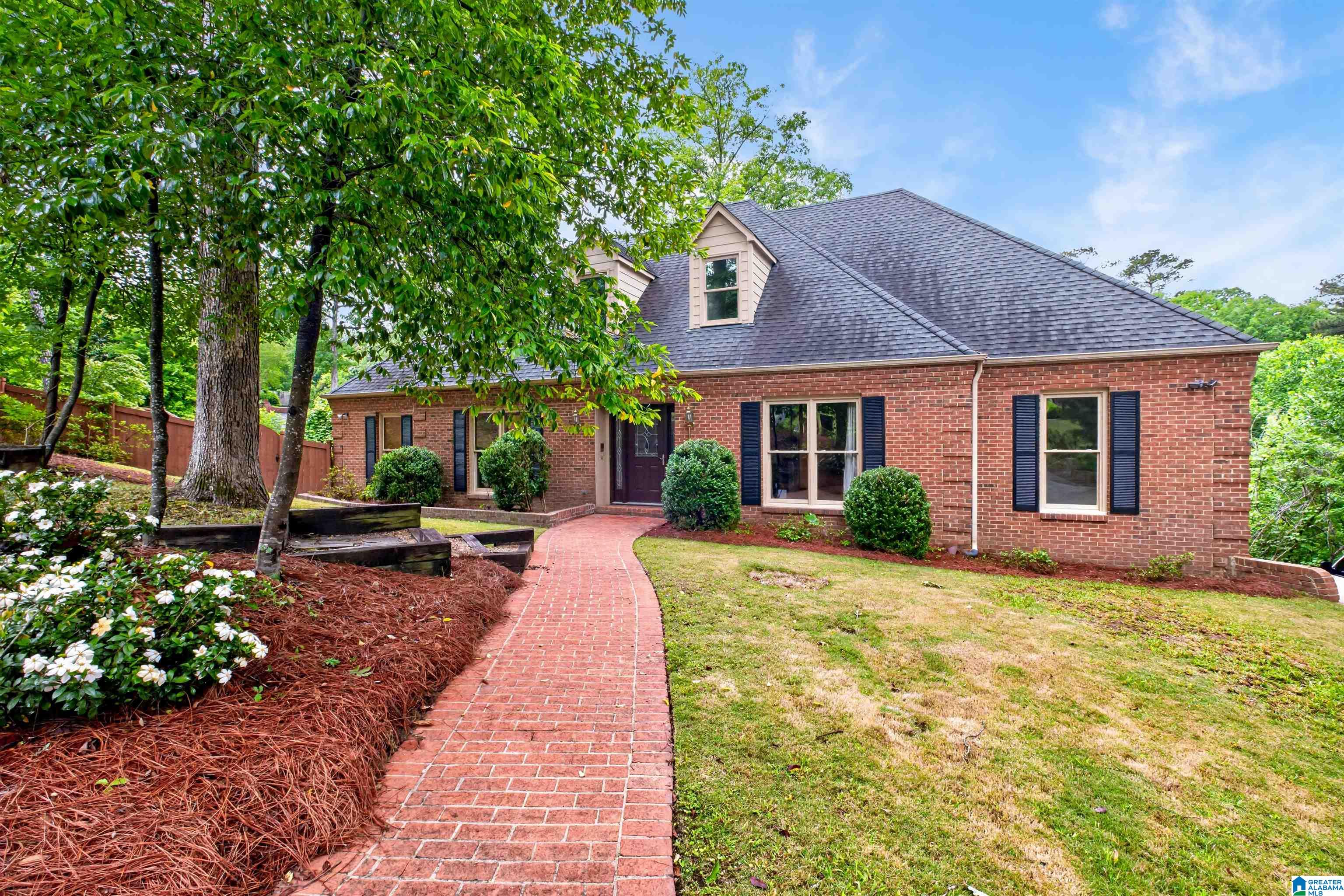 Homes for sale in Mountain Brk, AL | 4417 Briar Glen Dr, Mountain Brk, AL 35243 | MLS# 21452536