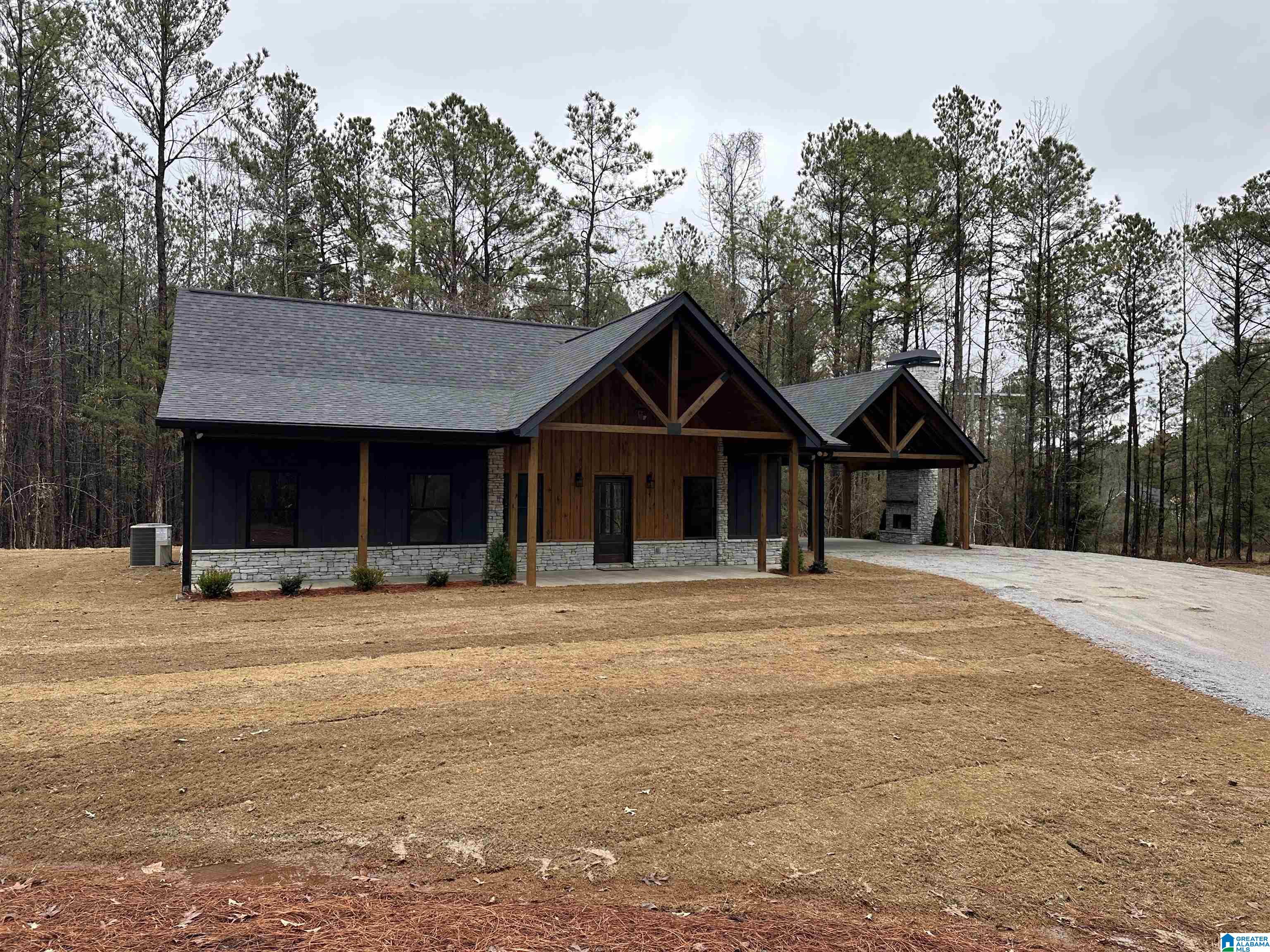 Homes for sale in Roanoke, AL | 263 County Road 18, Roanoke, AL 36274 | MLS# 21452555
