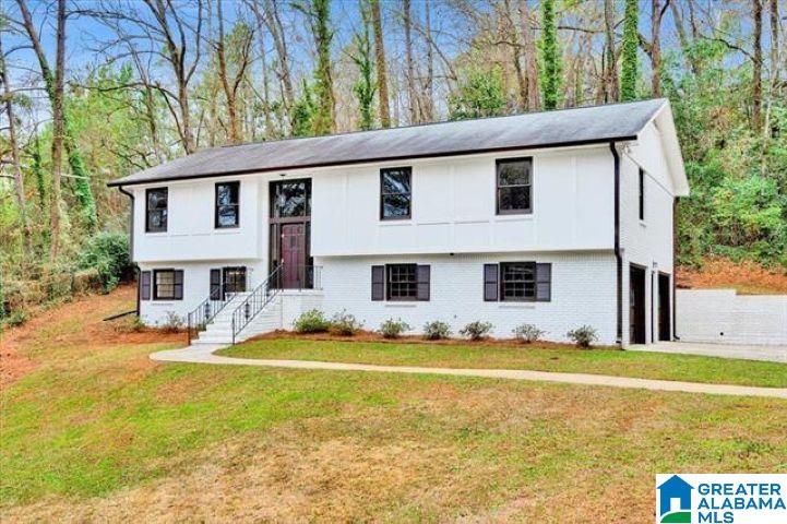 Homes for sale in Birmingham, AL | 3583 Valley Circle, Birmingham, AL 35243 | MLS# 21452561