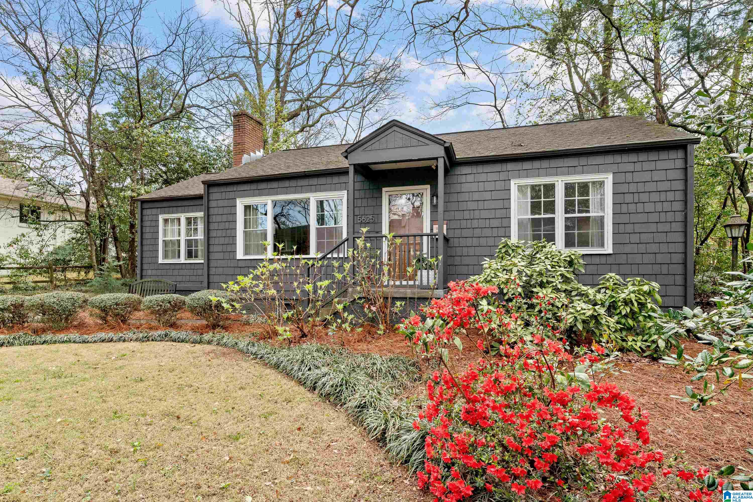 Homes for sale in Birmingham, AL | 5625 7th Avenue S, Birmingham, AL 35212 | MLS# 21452620