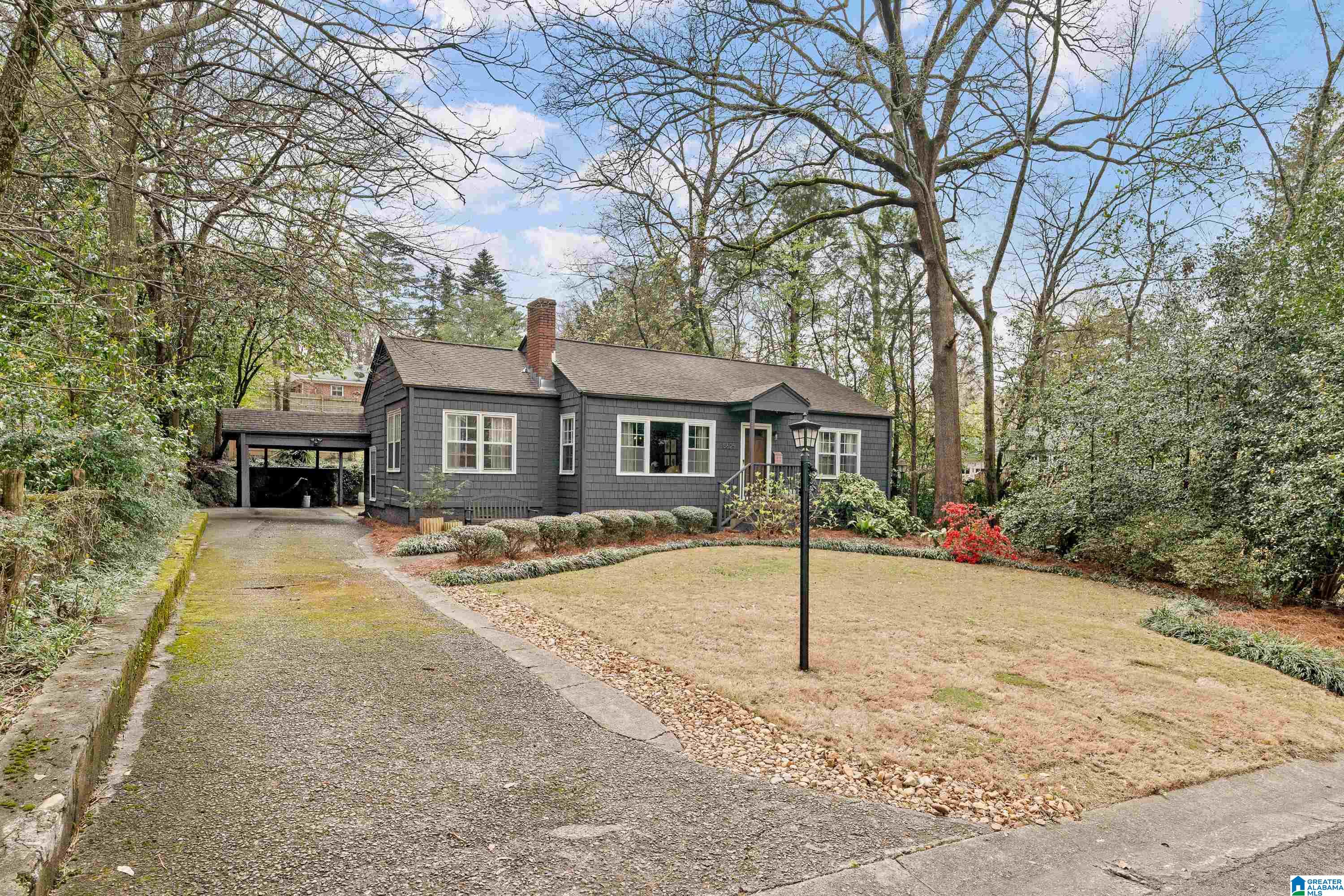 Homes for sale in Birmingham, AL | 5625 7Th Avenue S, Birmingham, AL 35212 | MLS# 21452620