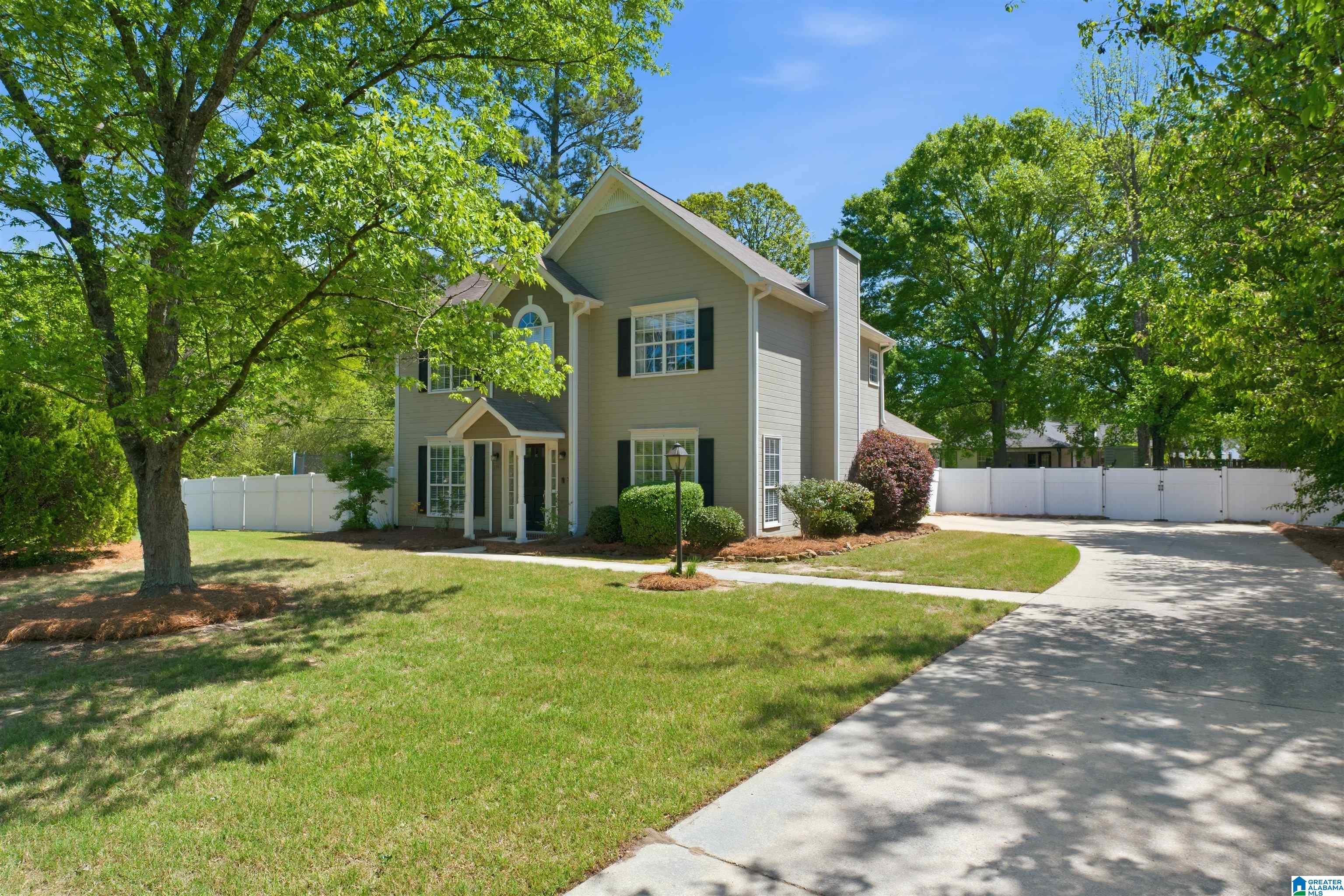 Homes for sale in Helena, AL | 2547 Bridlewood Dr, Helena, AL 35080 | MLS# 21452630