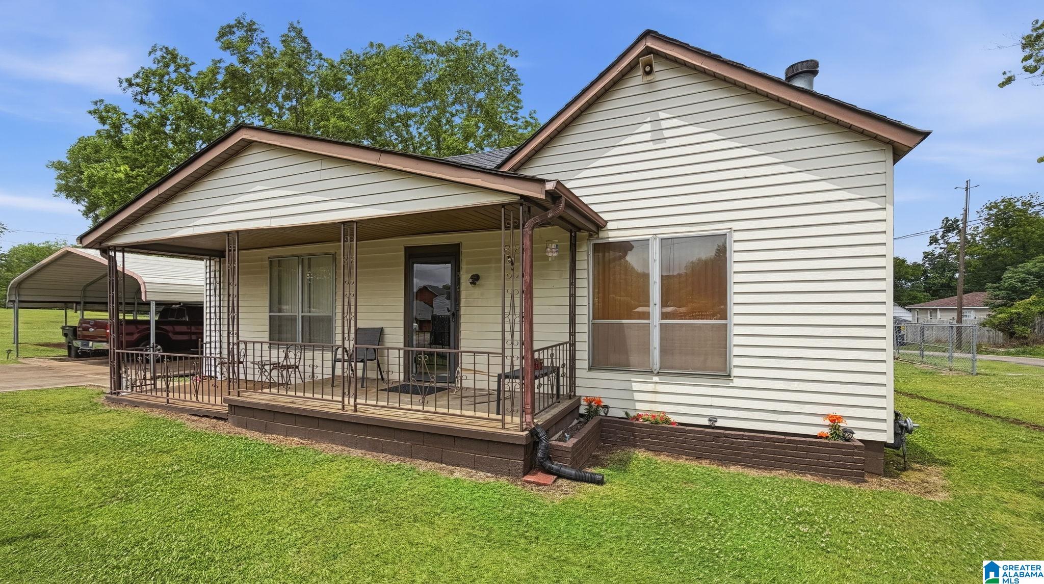 Photo 1 of Single family home for sale at 5516 Ave G, Lipscomb, AL 35020 | MLS# 21452696 | Listing updated on 2026-05-15