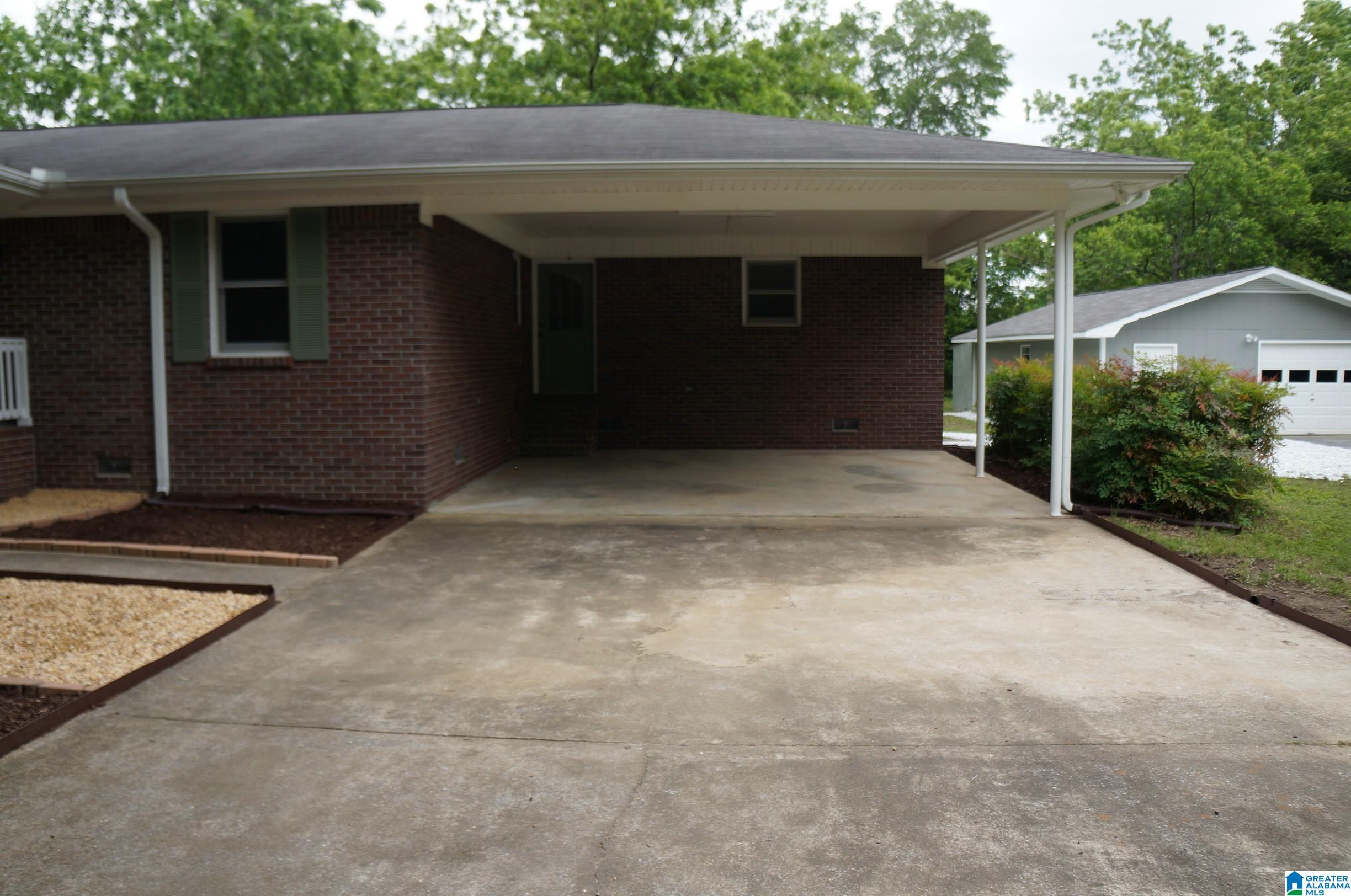 Homes for sale in Sylacauga, AL | 509 Porter Avenue, Sylacauga, AL 35150 | MLS# 21452742