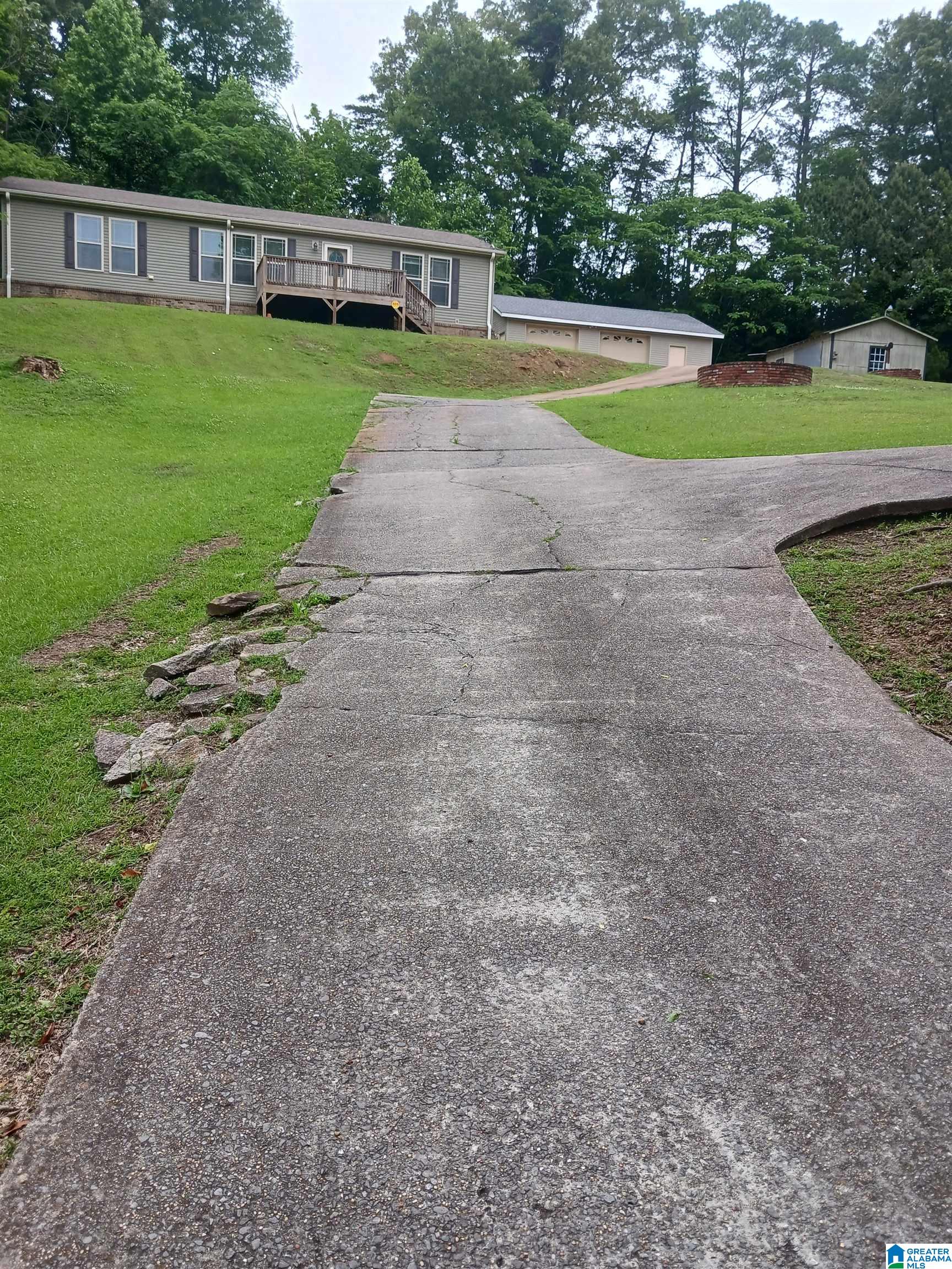 Photo 2 of Single family home for sale at 926 Tower Dr, Birmingham, AL 35214 | MLS# 21452776 | Listing updated on 2026-06-17