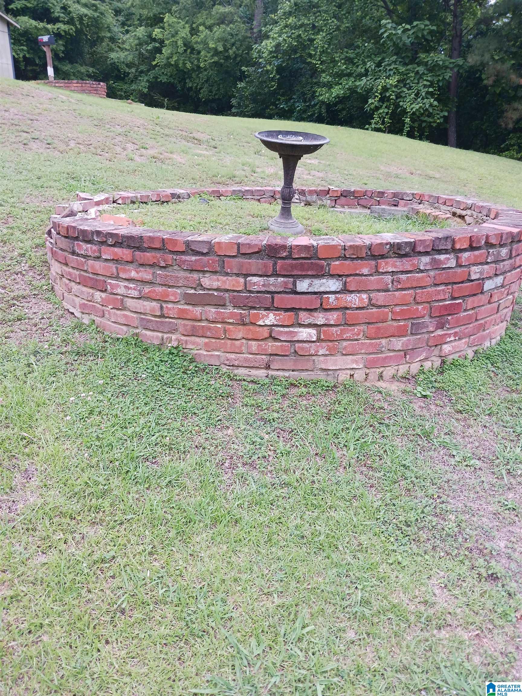 Photo 3 of Single family home for sale at 926 Tower Dr, Birmingham, AL 35214 | MLS# 21452776 | Listing updated on 2026-06-17